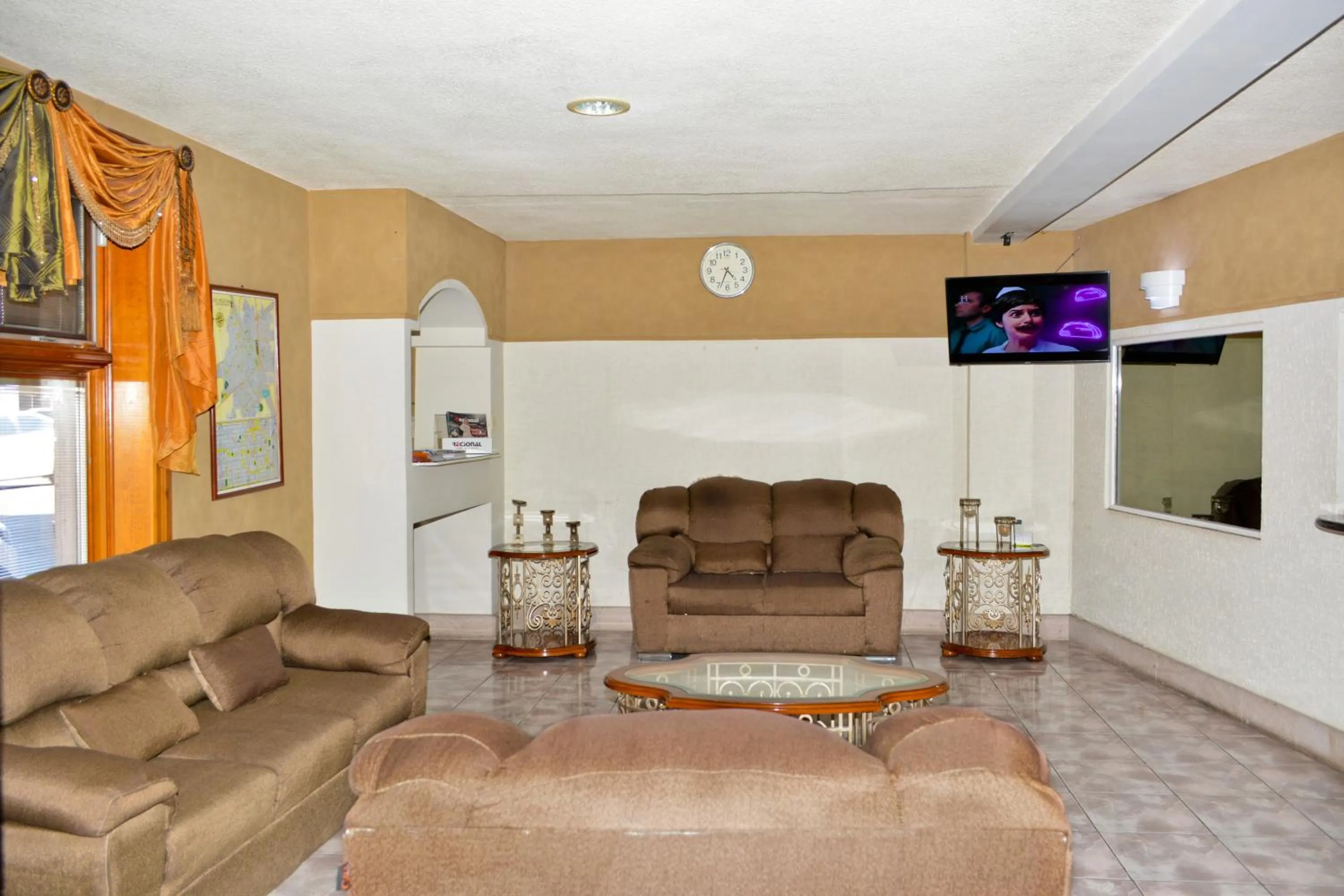 Lobby or reception in HOTEL BAEZA