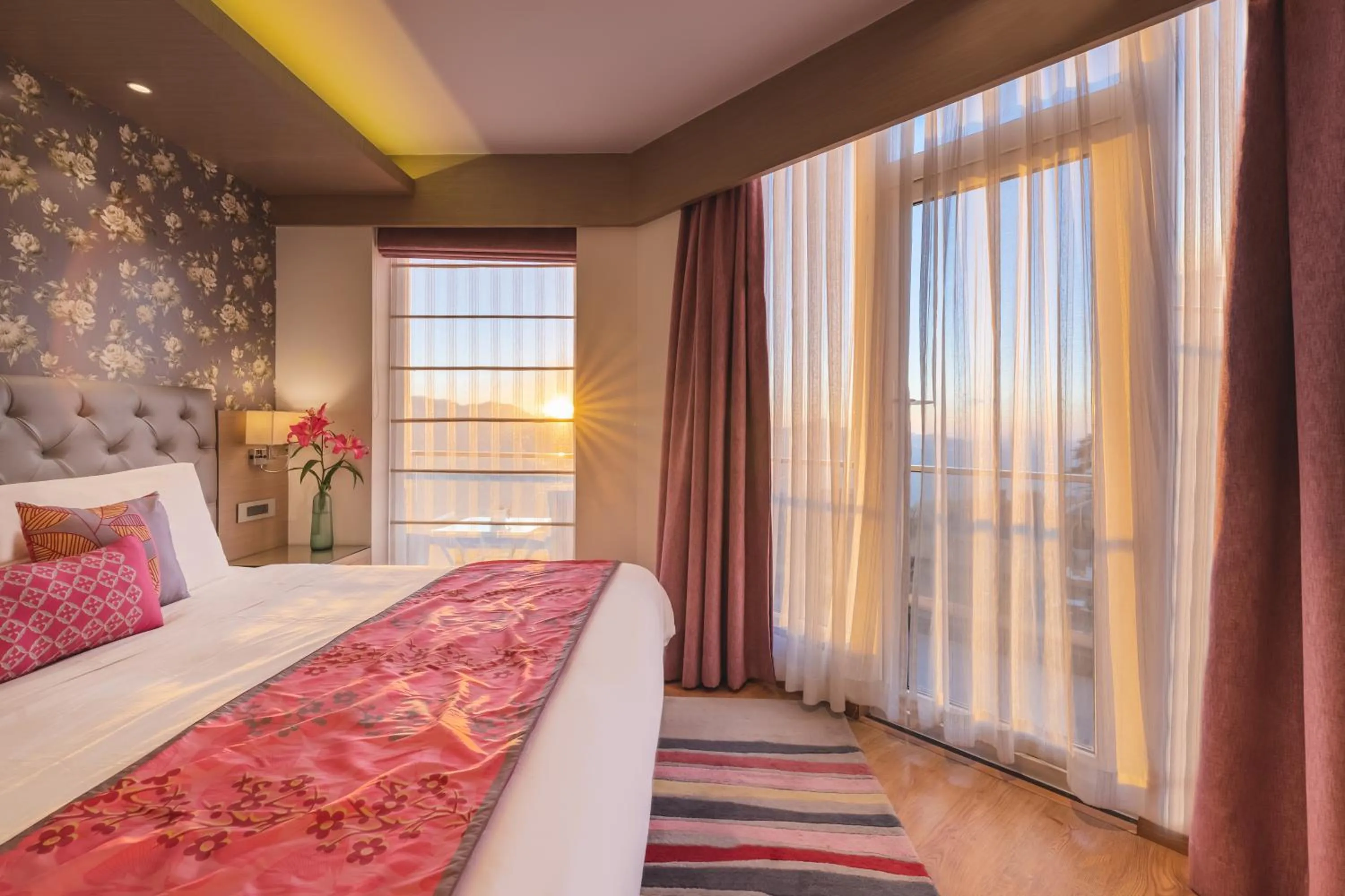 Bedroom, Bed in Welcomhotel by ITC Hotels, Shimla