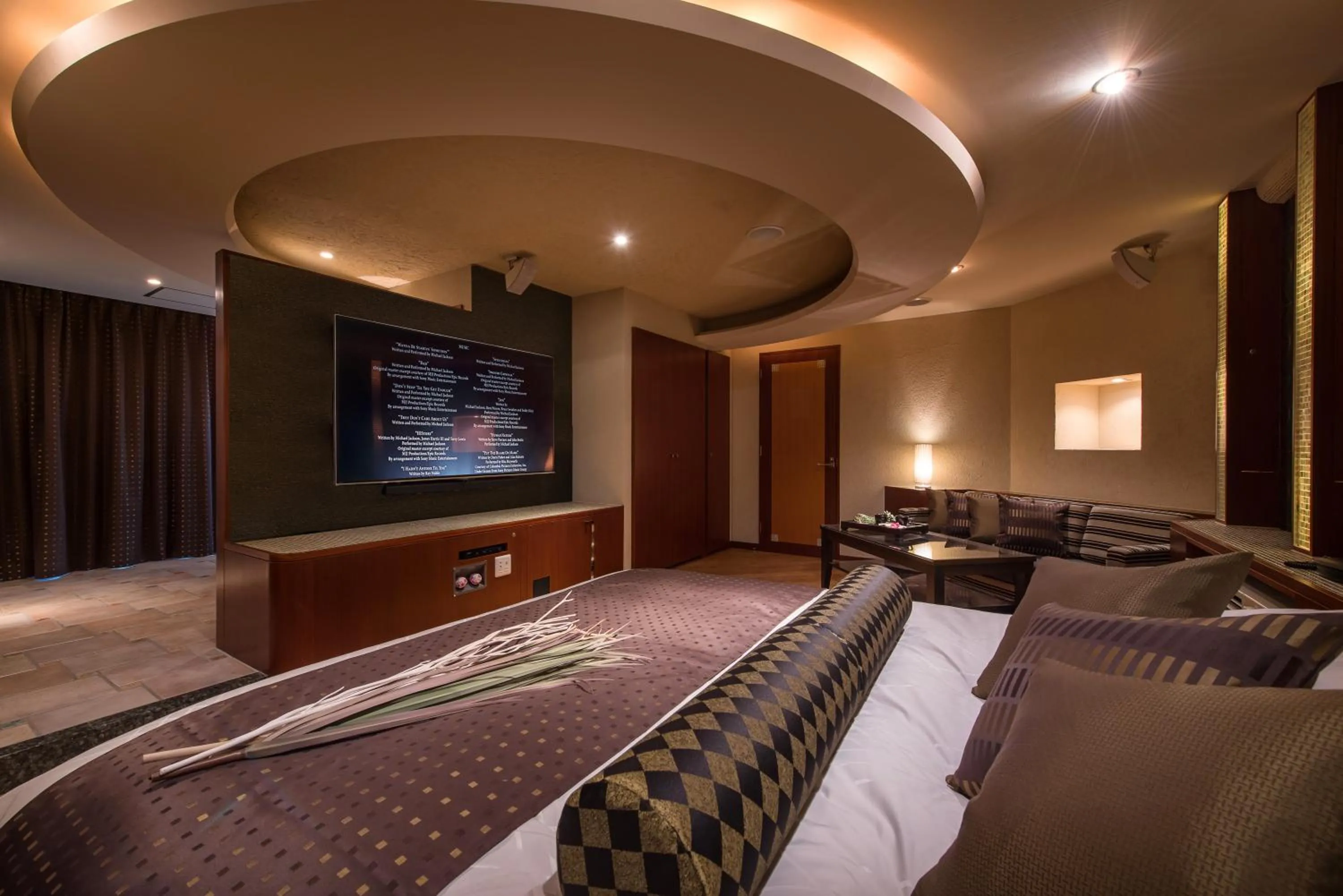 Bed in Hotel C. Chiba Shiroi