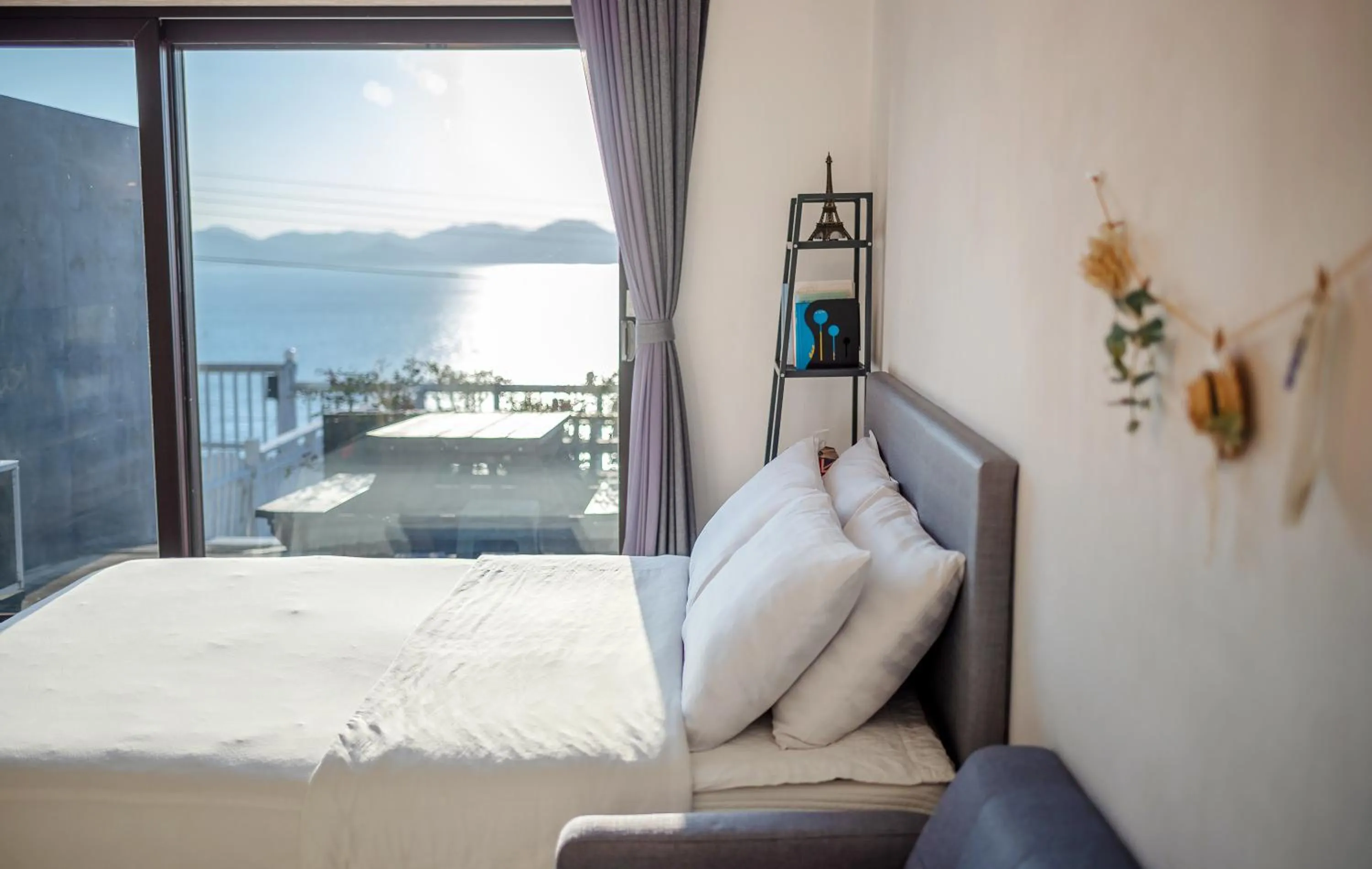 Bed in Namhae Whale's Dream