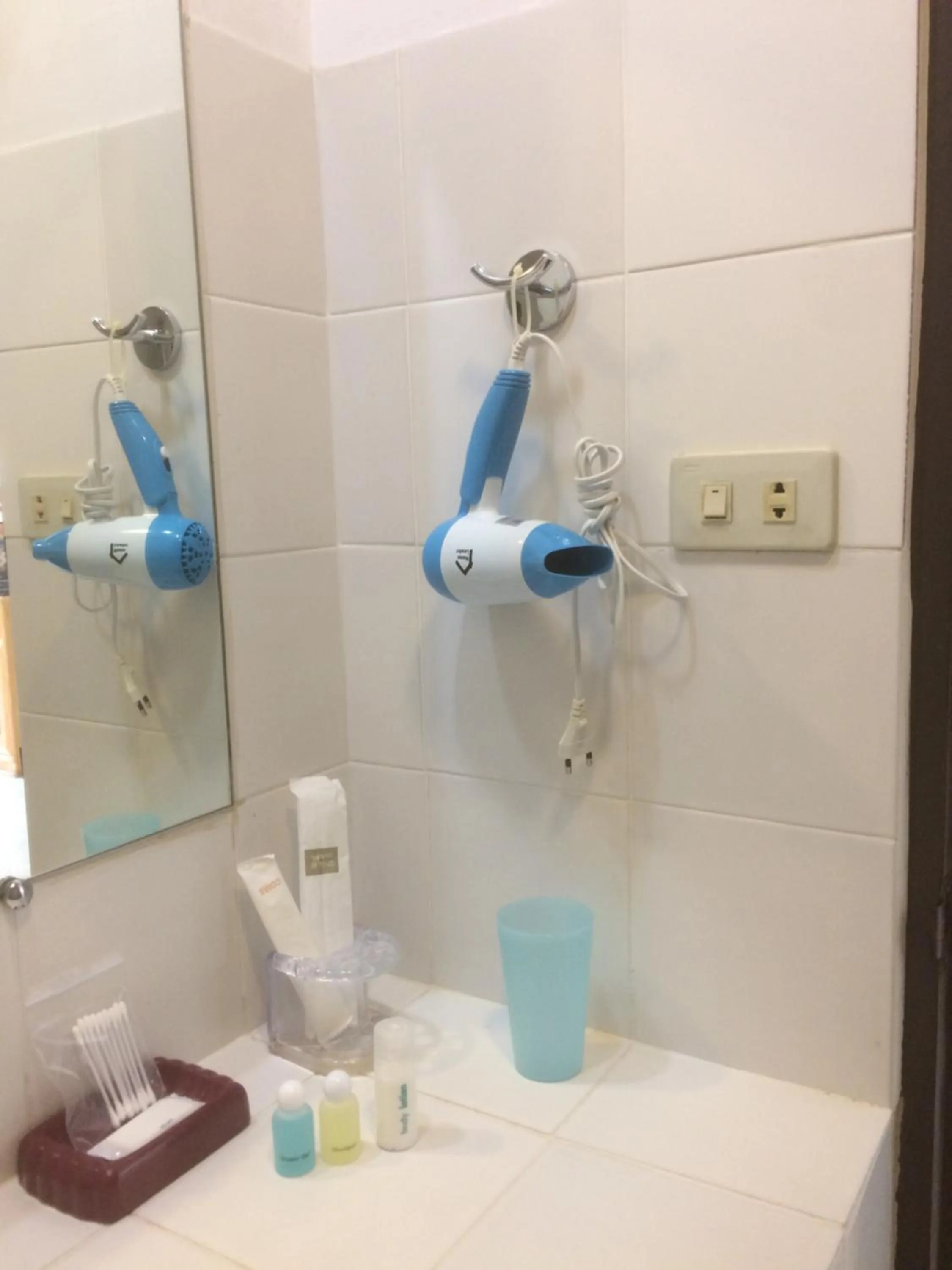 Bathroom in B&B View Talay 1B by Franco Jontiem