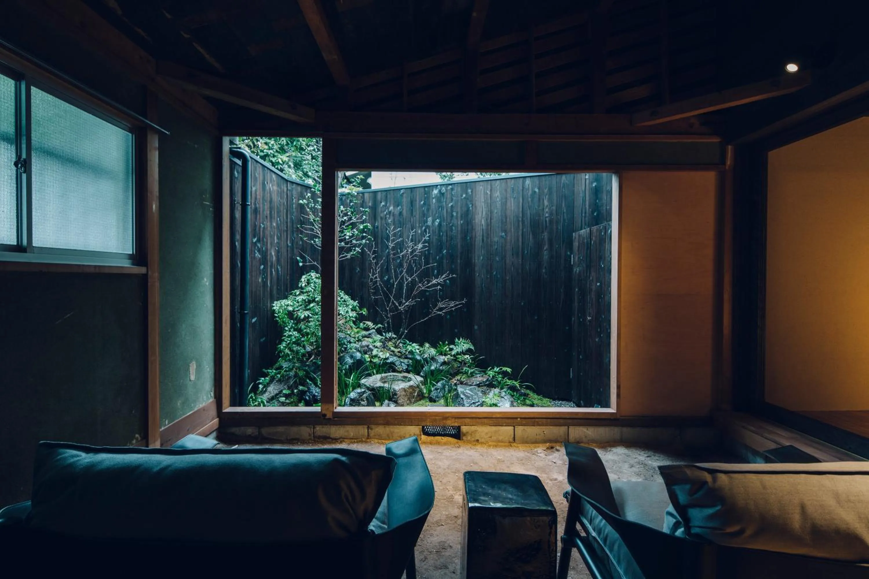 Garden view in Meguru House Kyoto