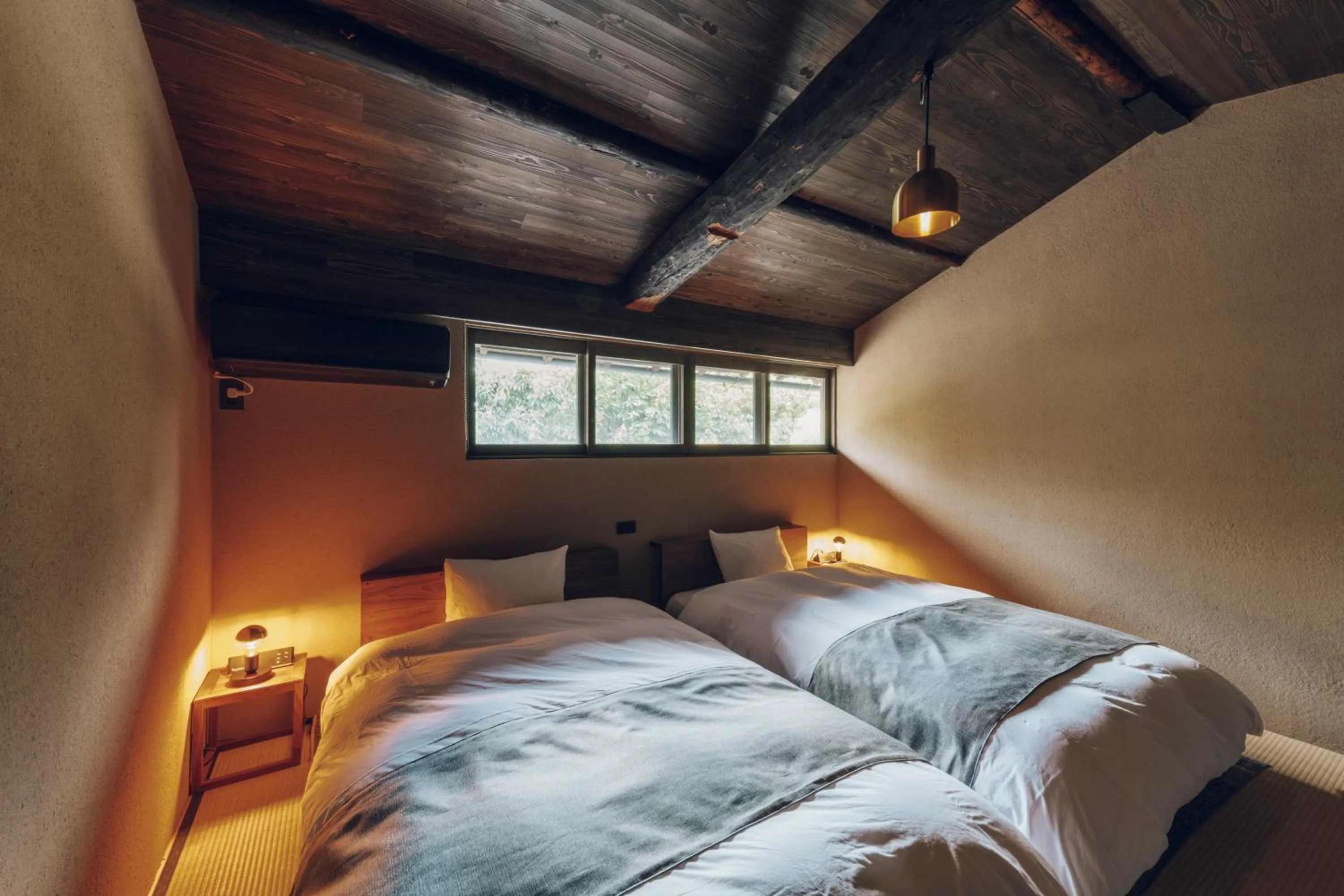 Bedroom, Bed in Meguru House Kyoto