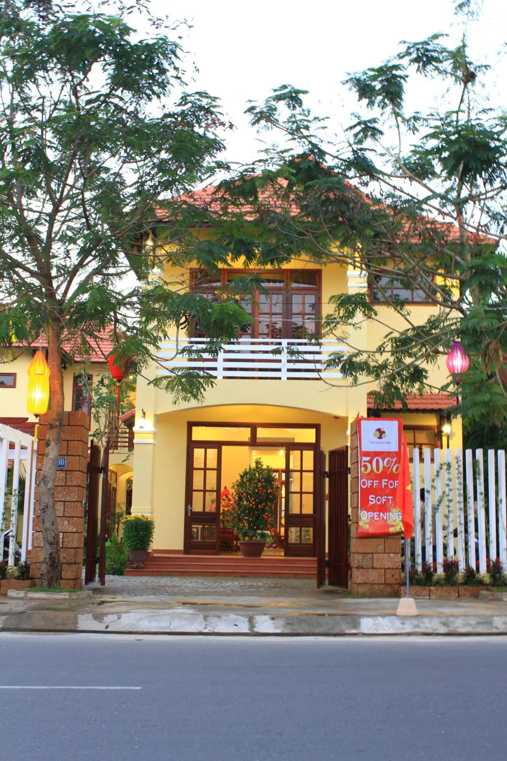 Property building in The Earth Villa