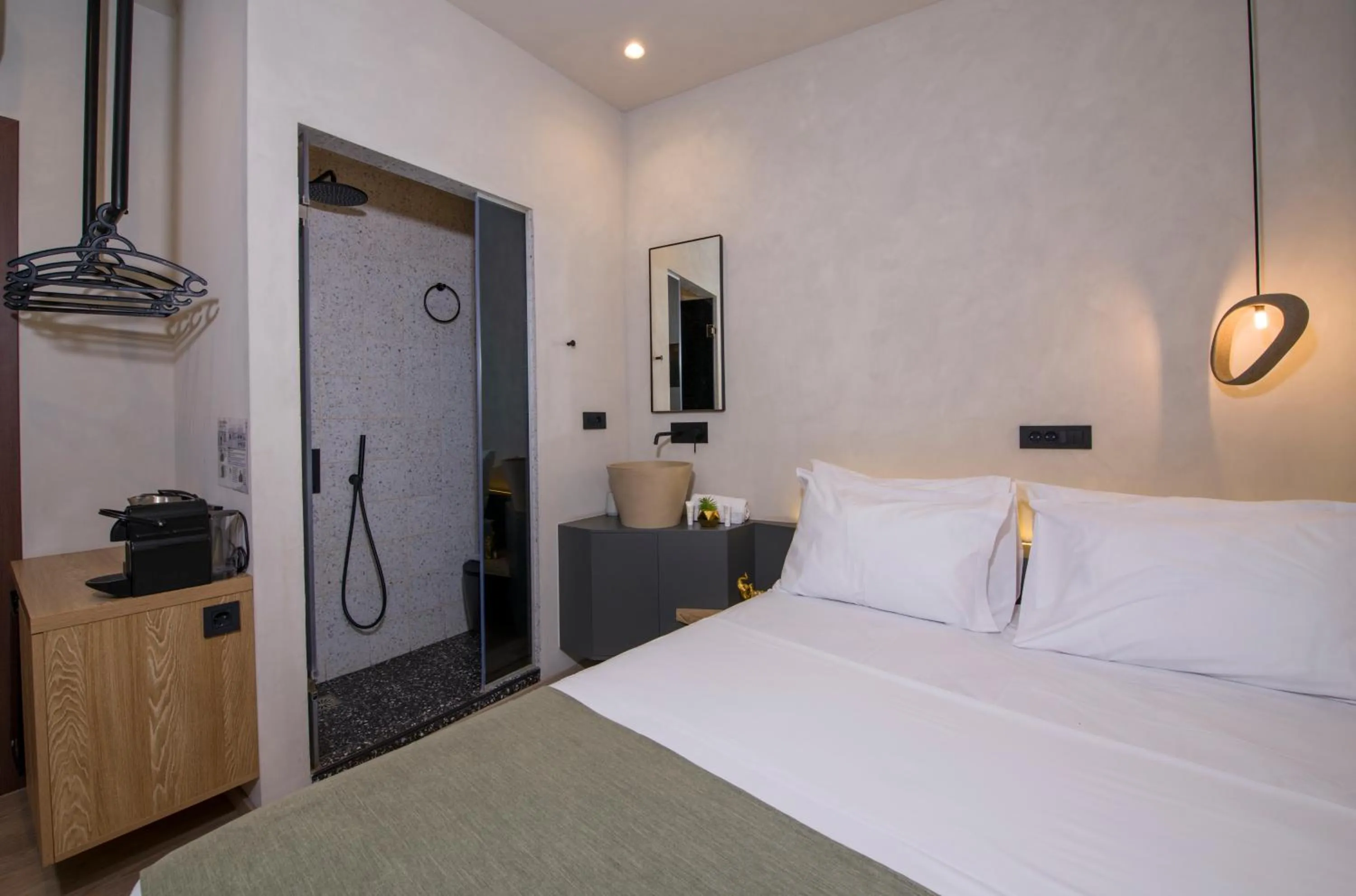 Photo of the whole room, Bed in Cretan Berry Sarpaki