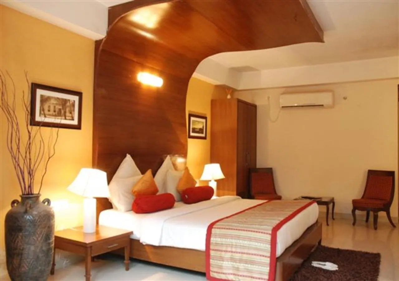 Photo of the whole room, Bed in Tangerine Boutique Resort