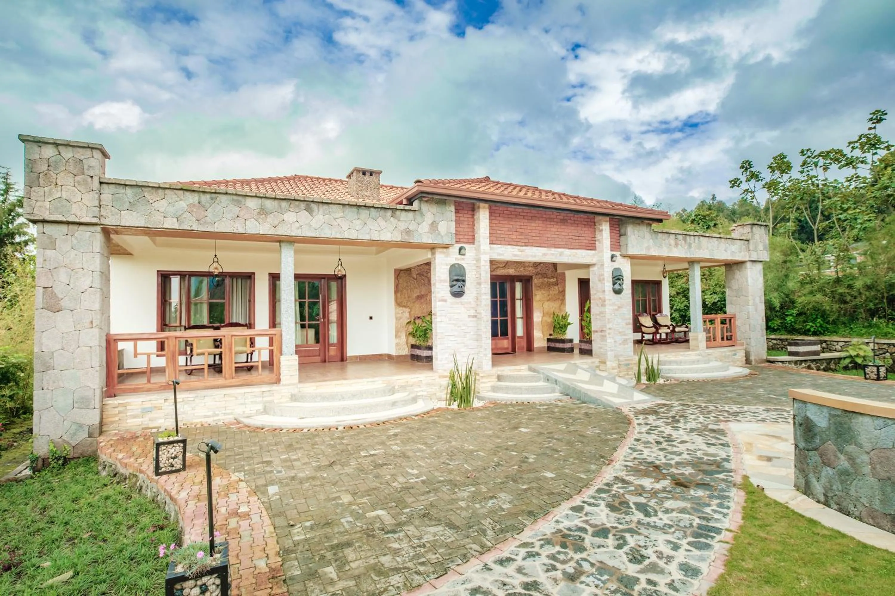 Ingagi Park View Lodge