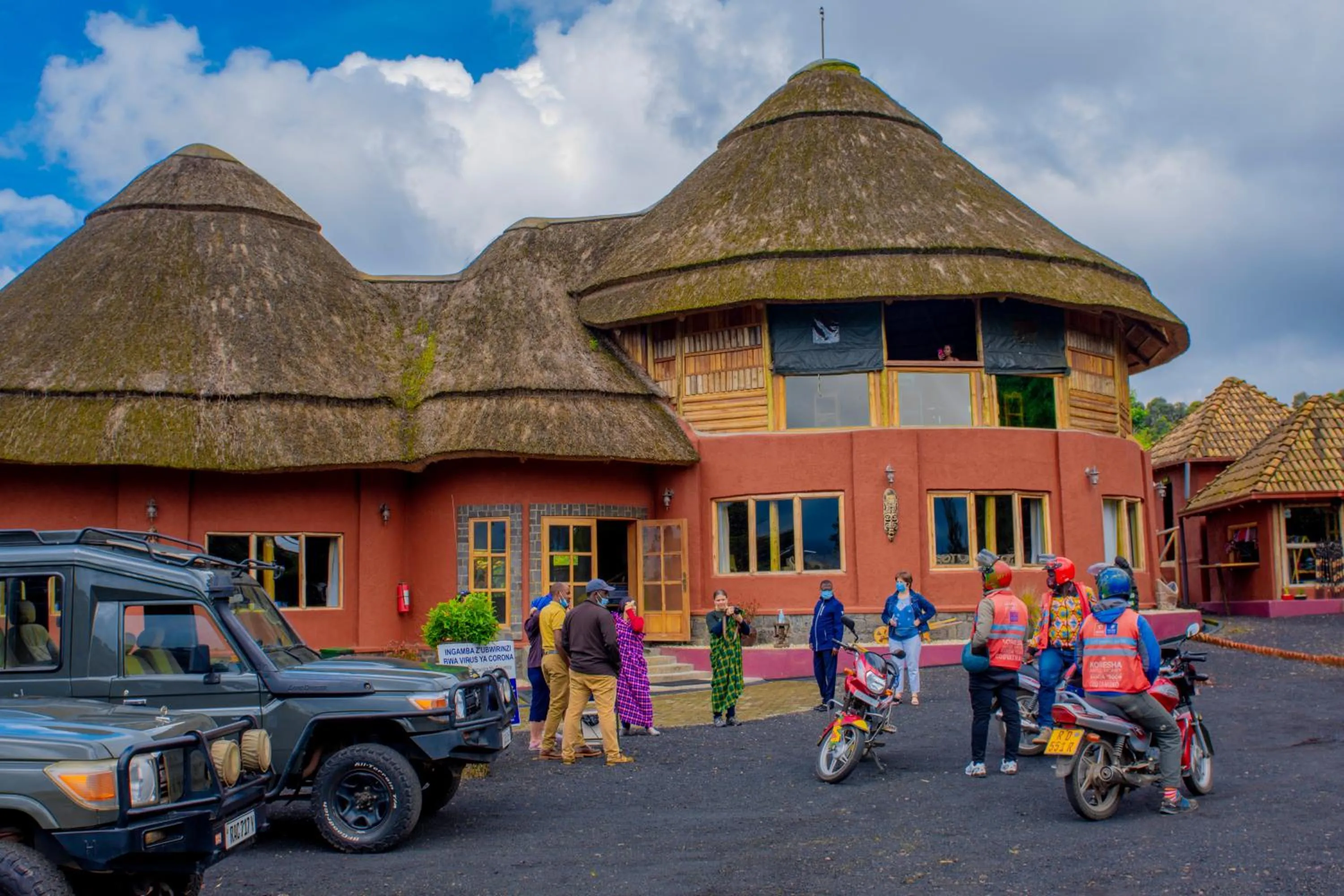 Ingagi Park View Lodge