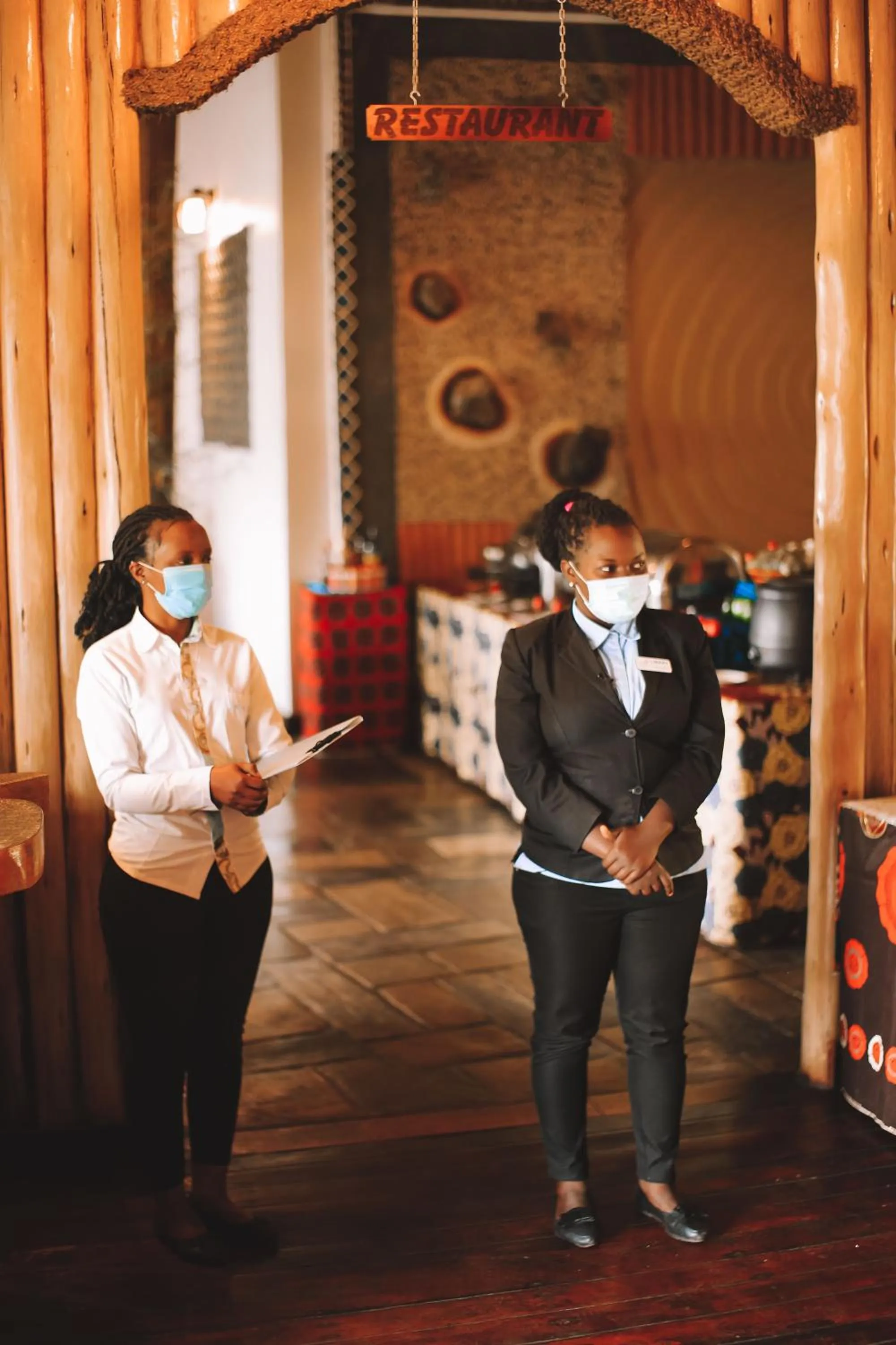 Ingagi Park View Lodge