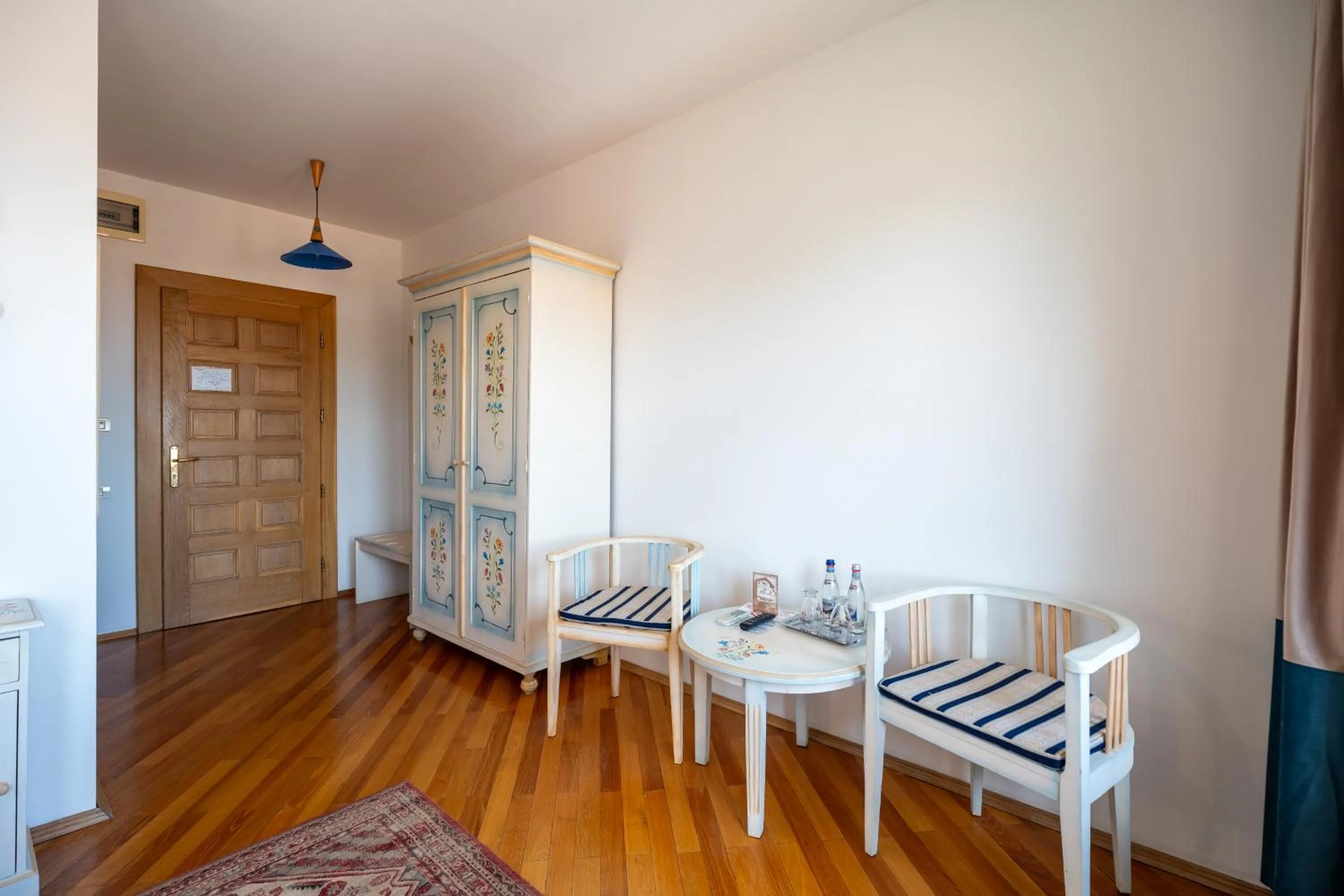 Seating area in Casa Cranta