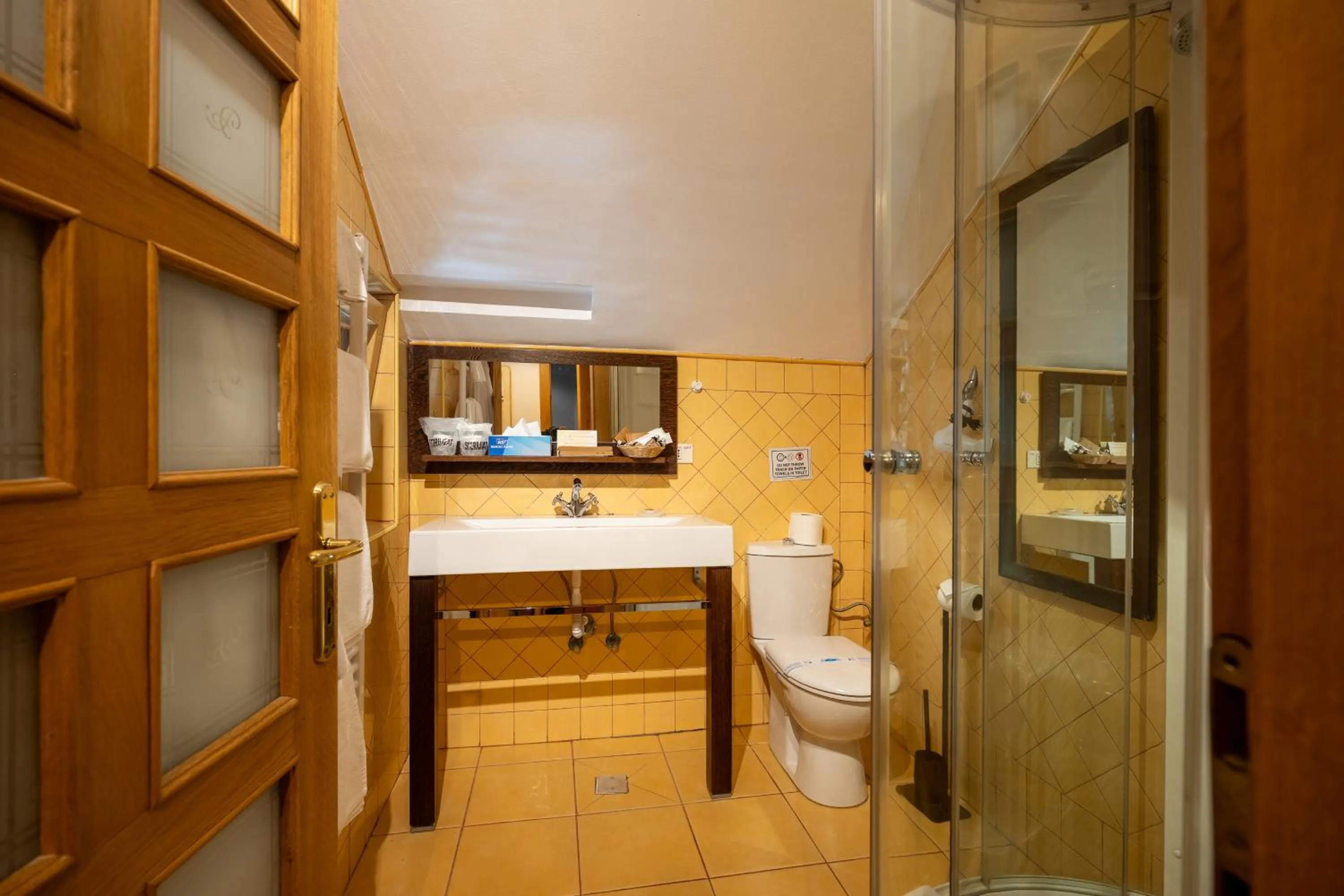 Shower in Casa Cranta