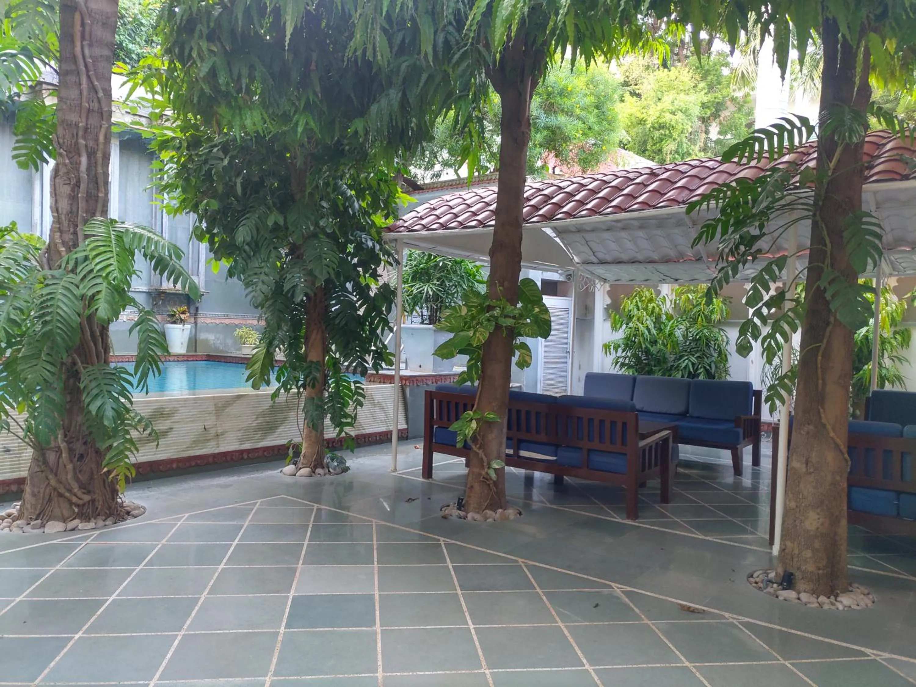 Swimming pool in Hotel Raj Palace Udaipur