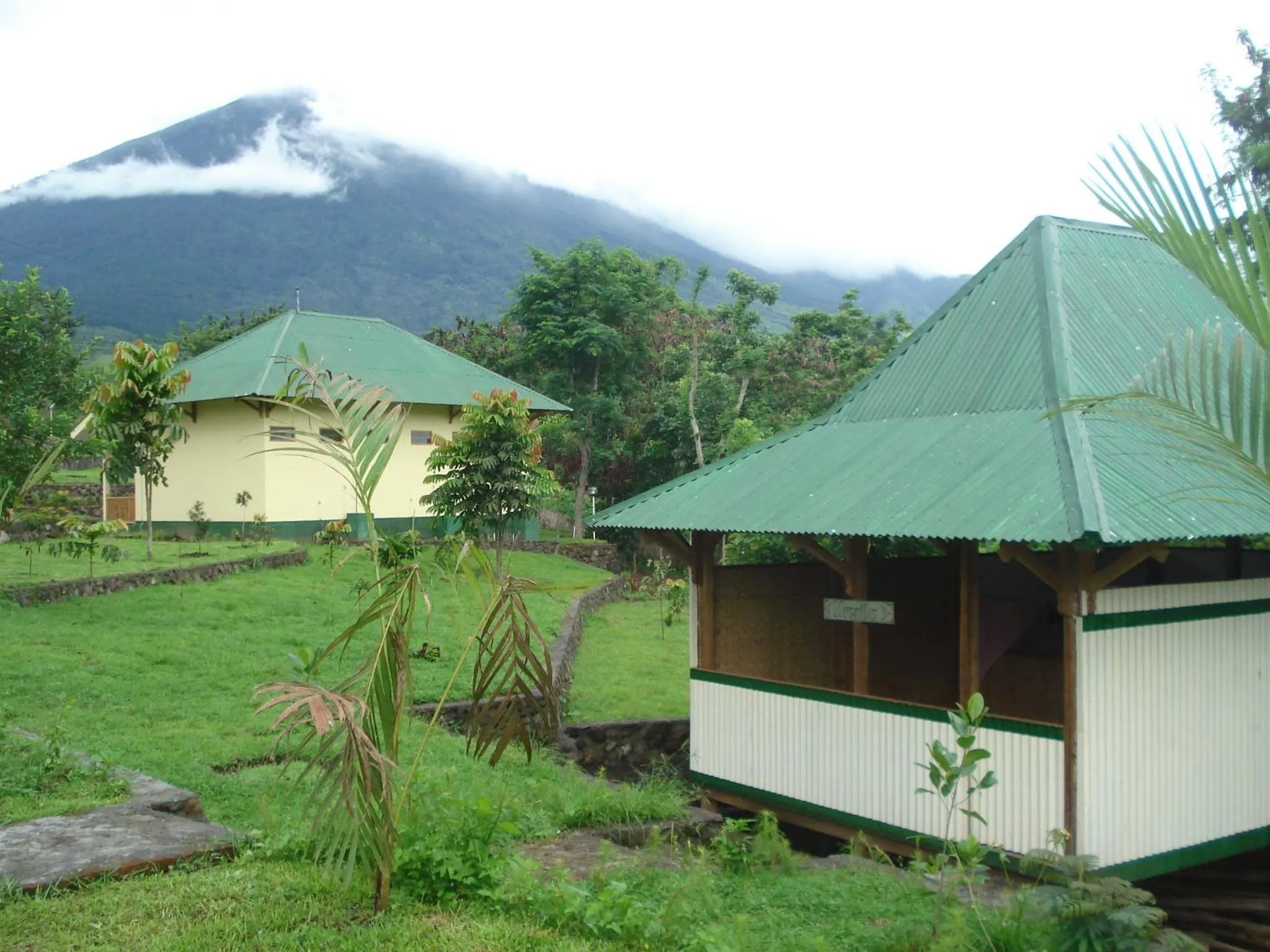 Property building in Lembah Rinjani Villa & Resto Syariah by ecommerceloka