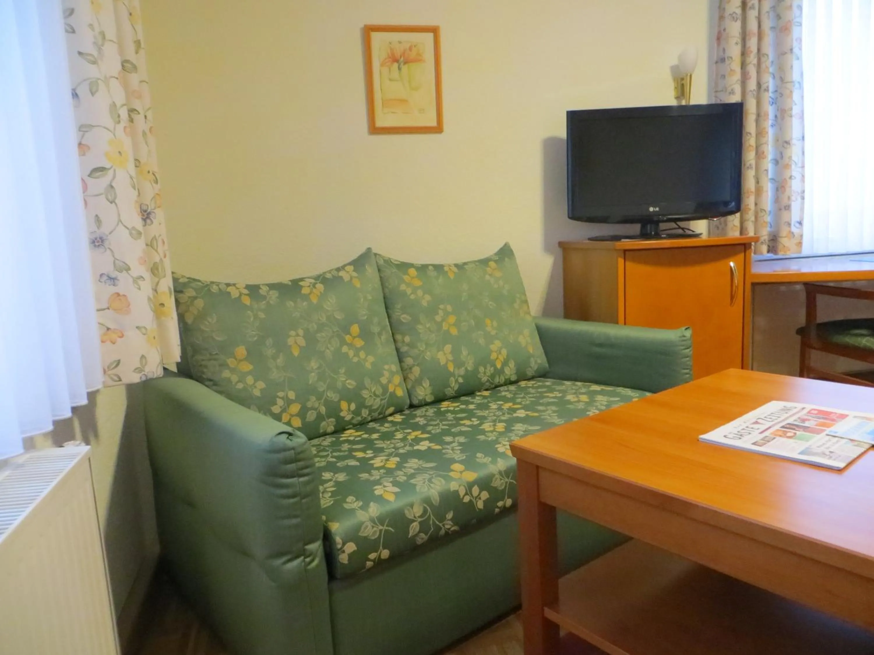 Seating area in Hotel Cebulj