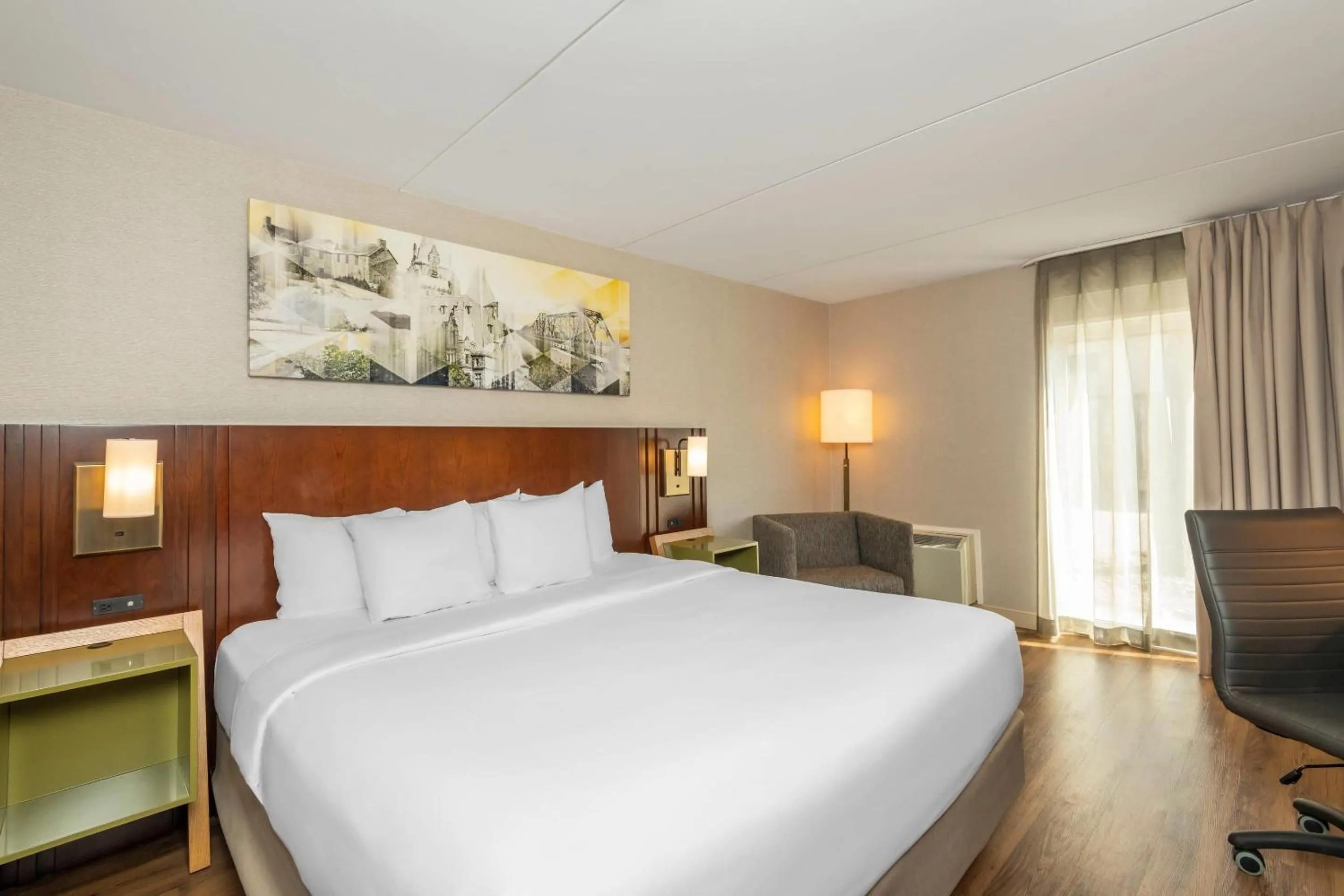 Bedroom, Bed in Comfort Inn