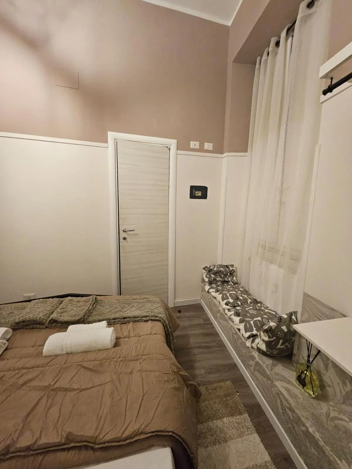 Photo of the whole room, Bed in San Daniele Bundi House