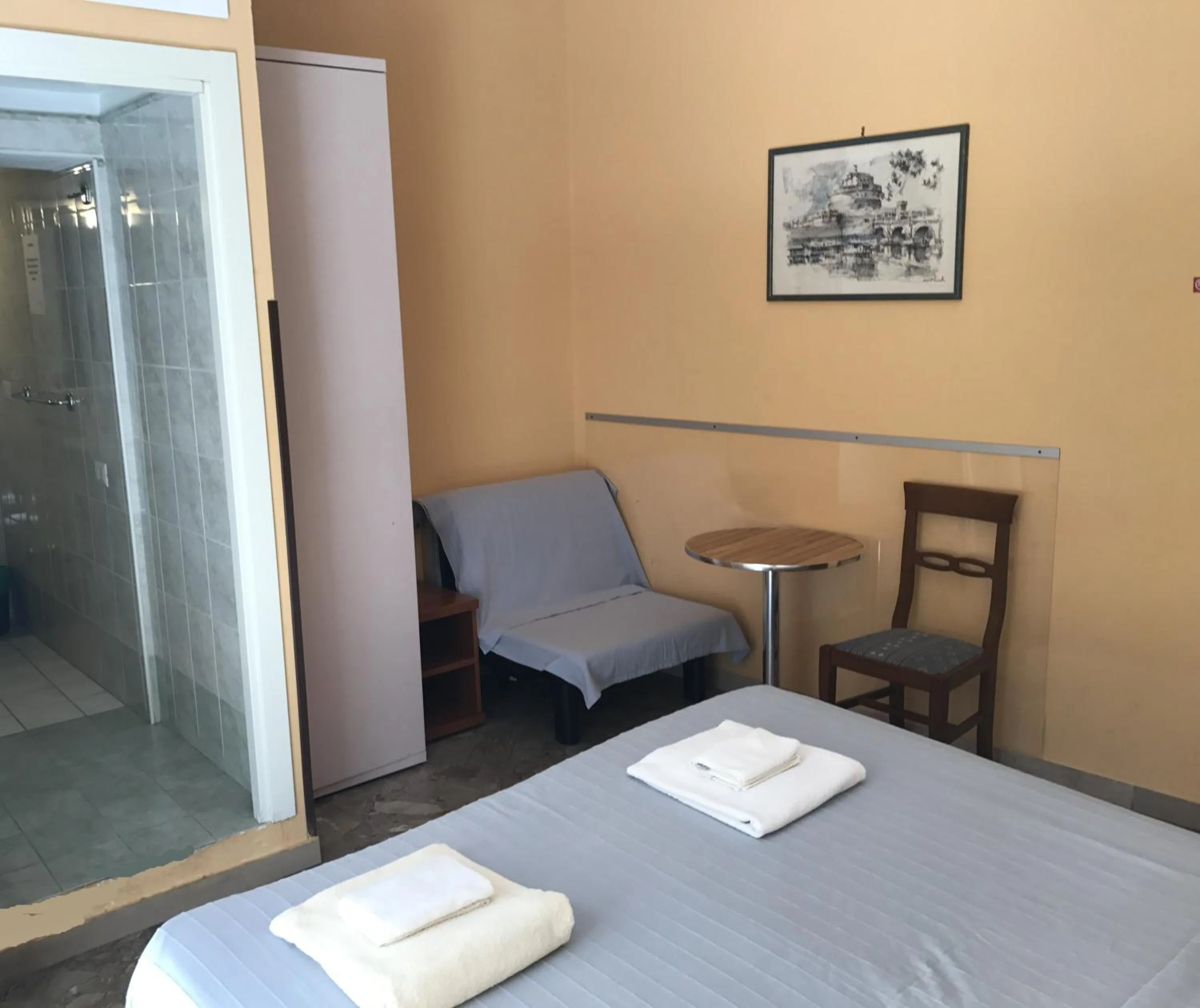 Bedroom, Bed in San Daniele Bundi House