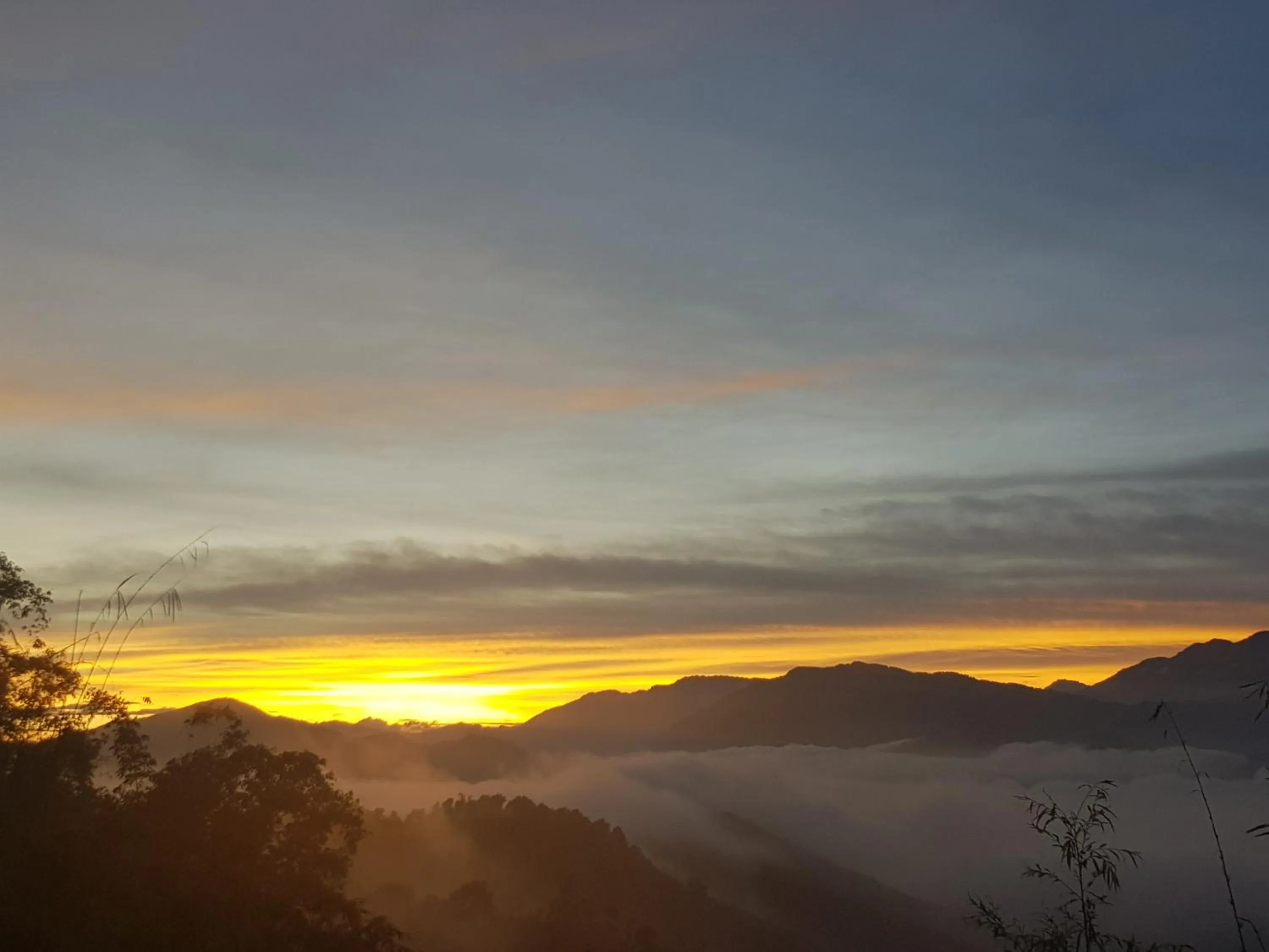 Sunrise in ES Deurali Resort