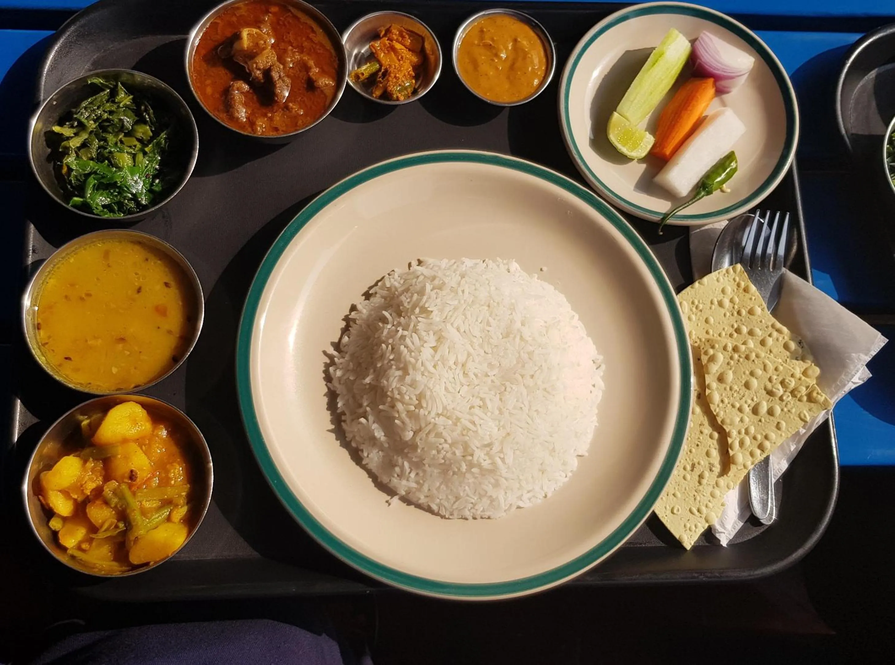 Food in ES Deurali Resort