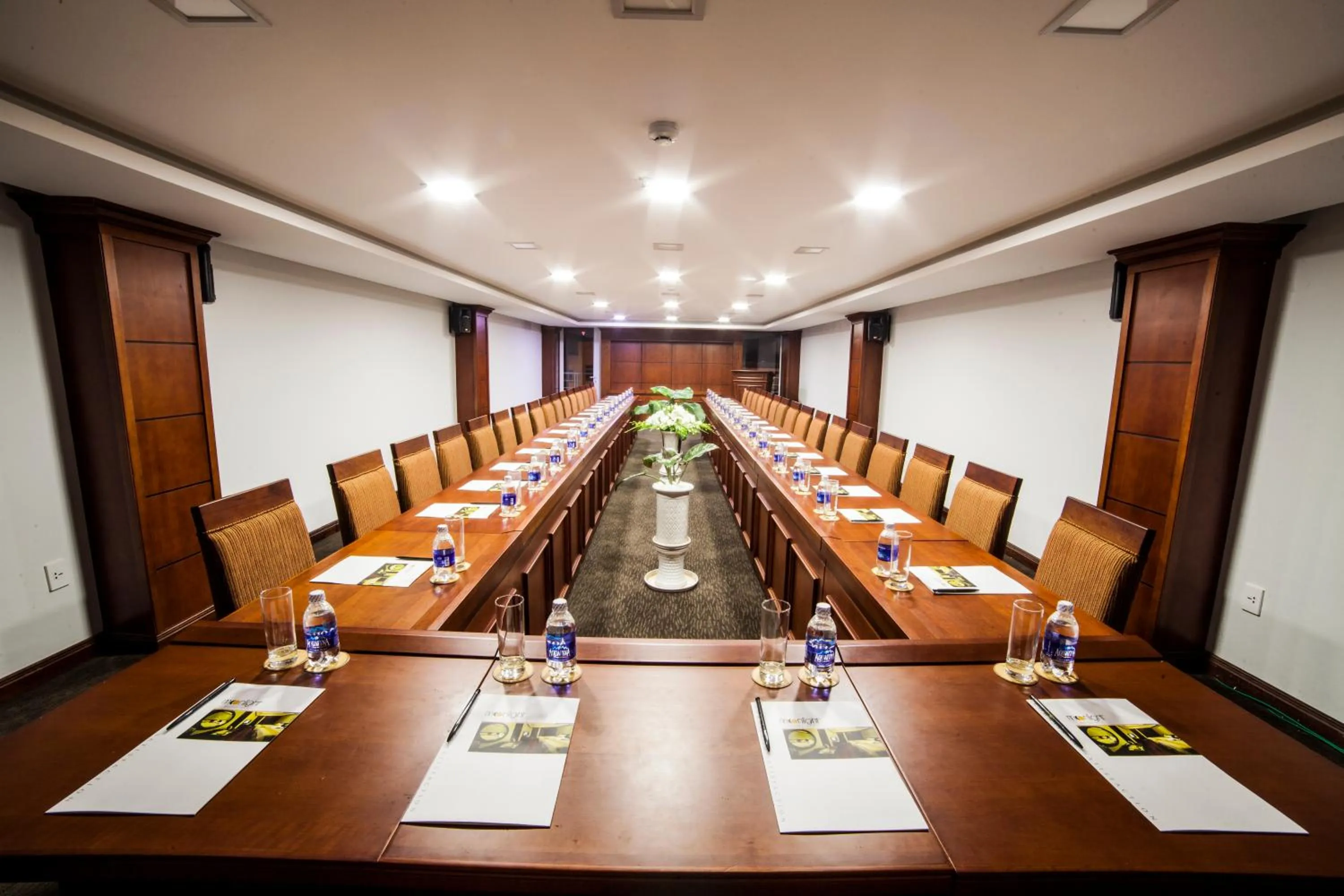 Meeting/conference room in Moonlight Hotel Hue