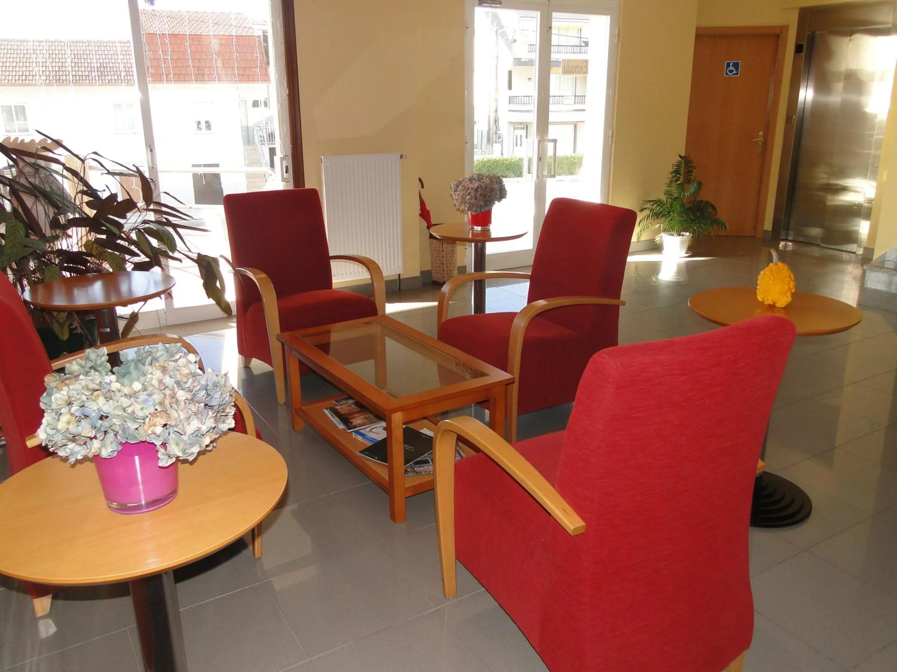 Lounge or bar in Hotel Costa Verde