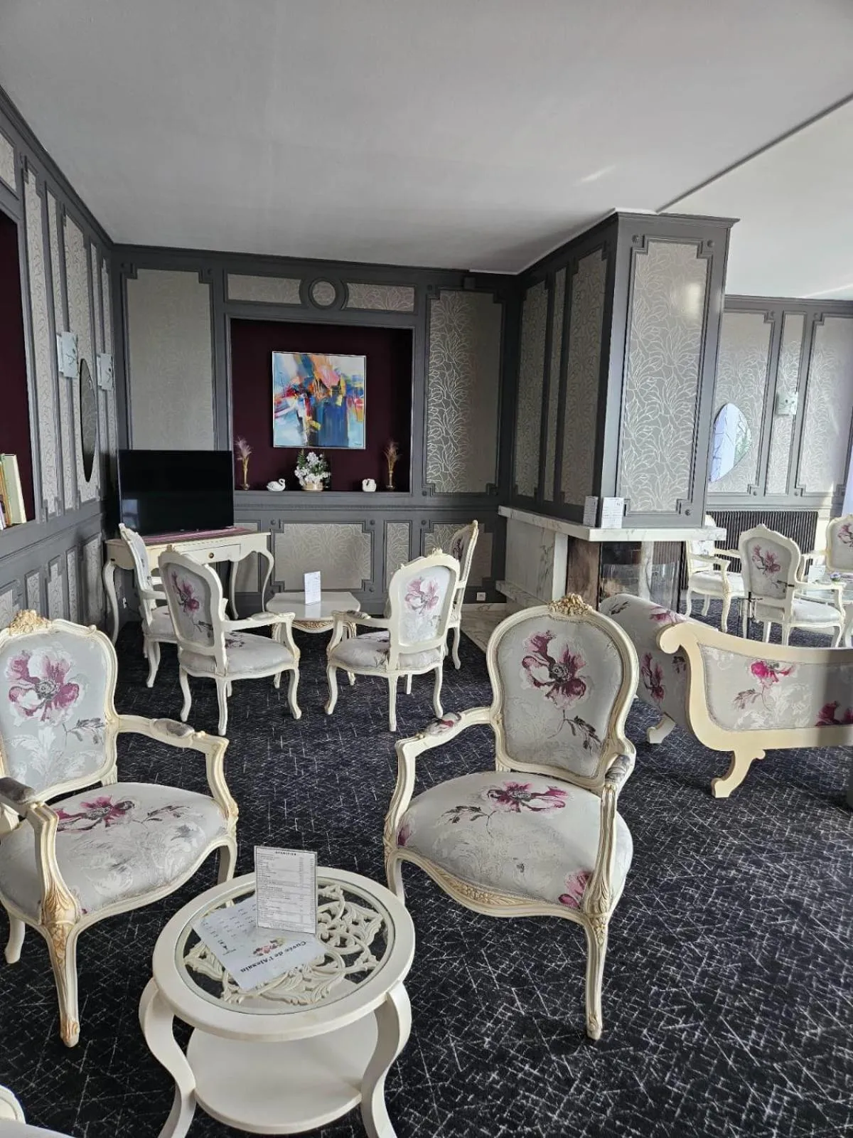 Lounge or bar in Alexain Hotel Restaurant & Wellness - Colmar Ouest