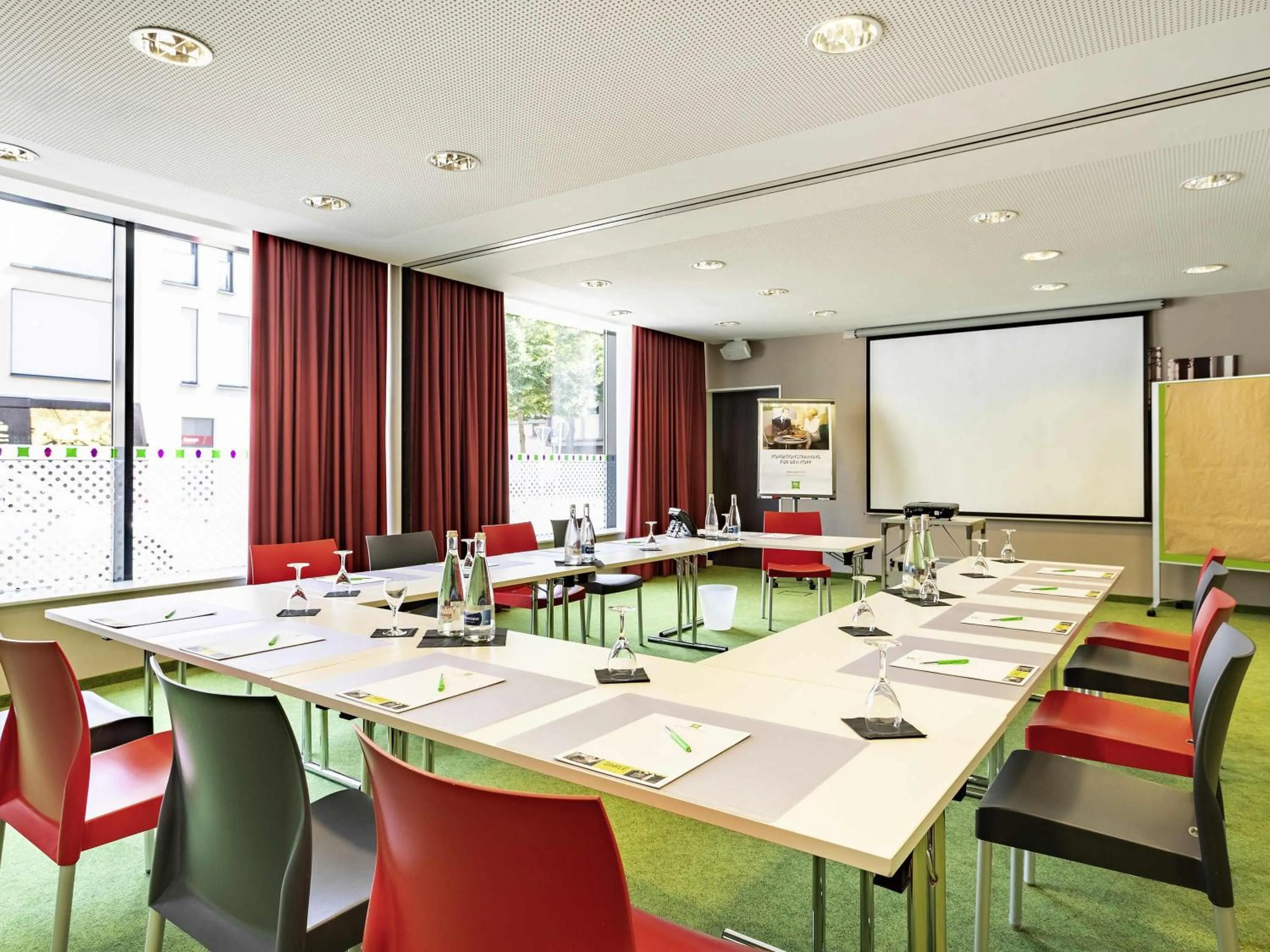 Meeting/conference room in ibis Styles Karlsruhe Ettlingen