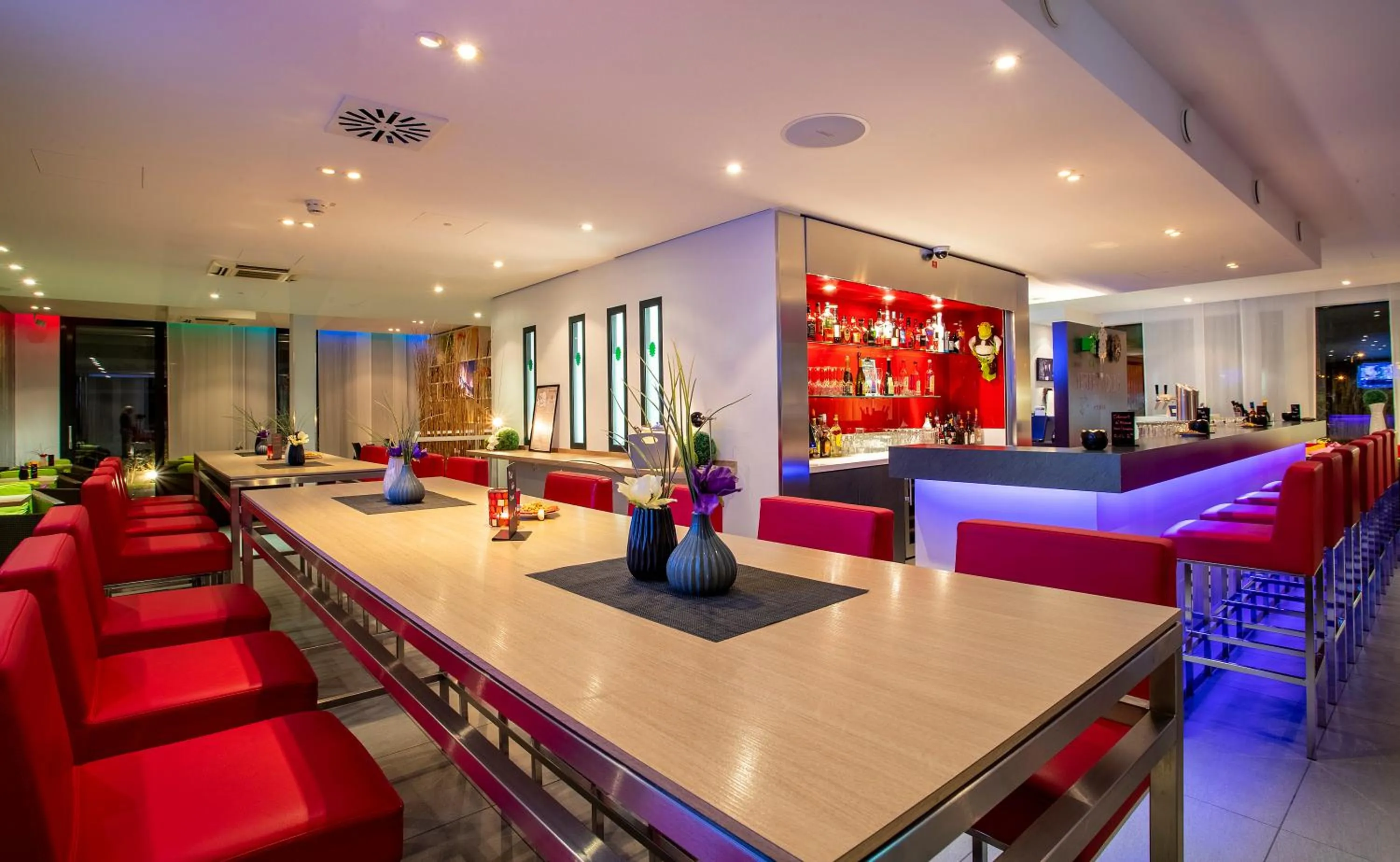 Lounge or bar in ibis Styles Karlsruhe Ettlingen