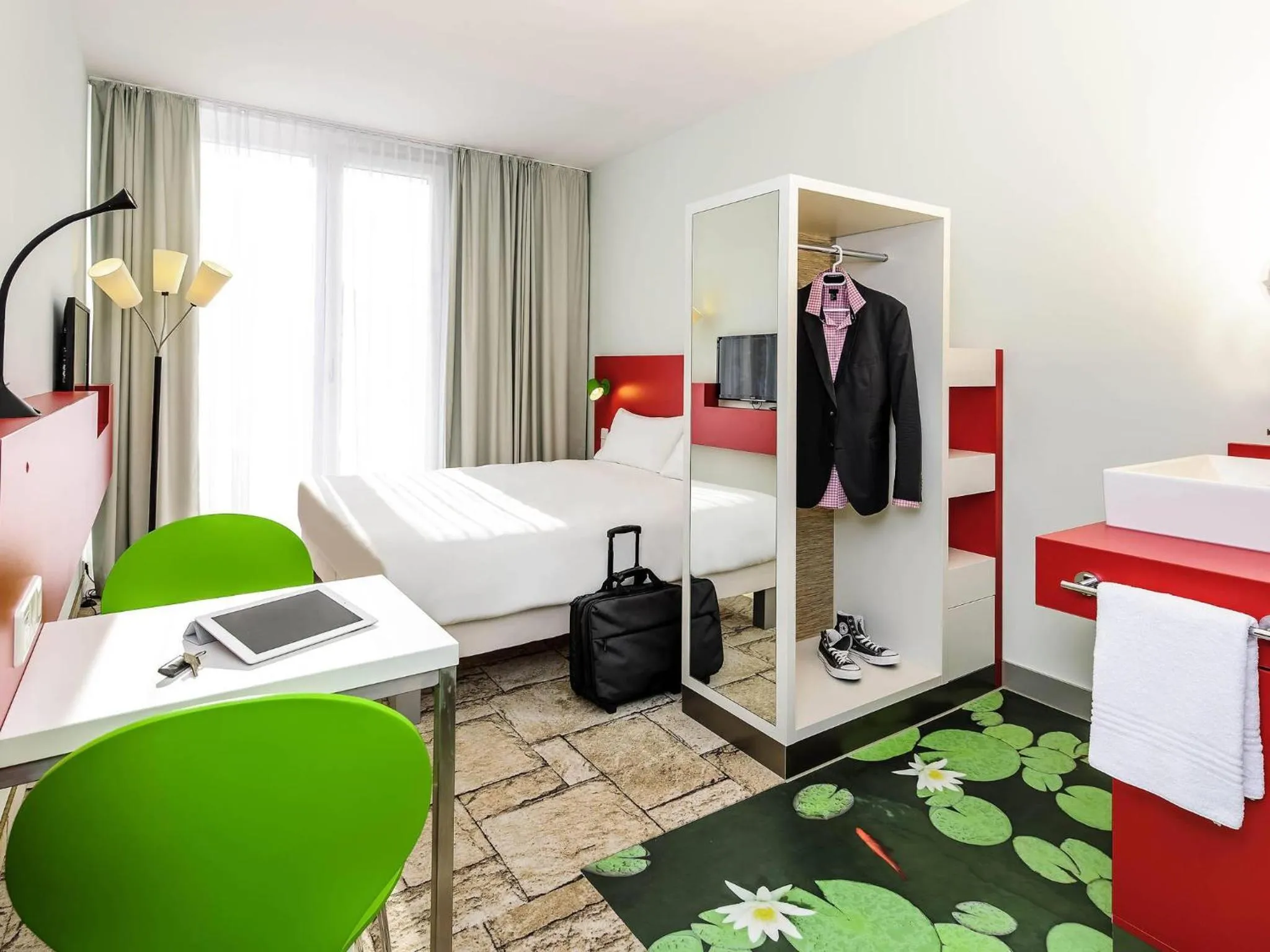 Bedroom, Bed in ibis Styles Karlsruhe Ettlingen