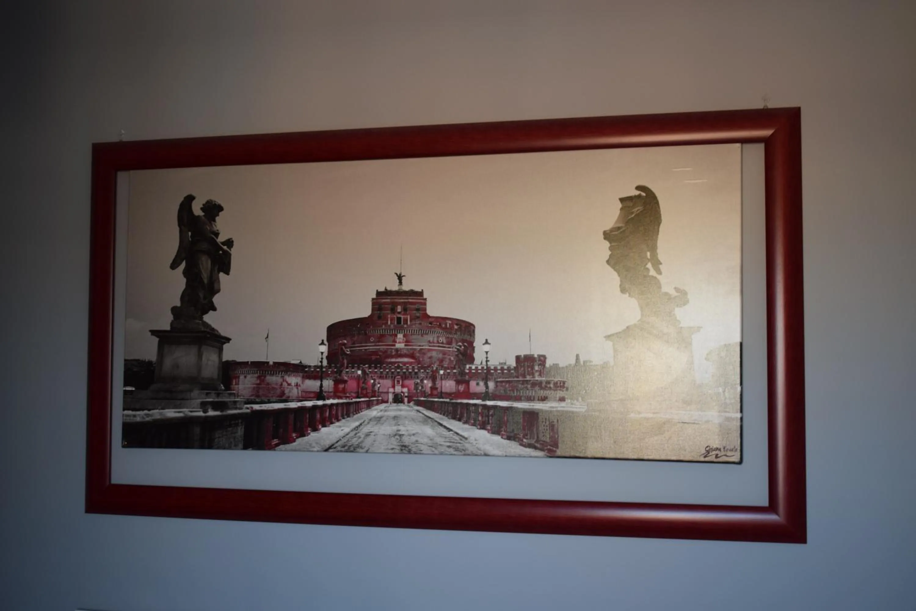 Decorative detail in B&B Lost in Rome