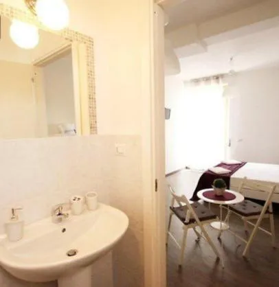 Bathroom in B&B Lost in Rome
