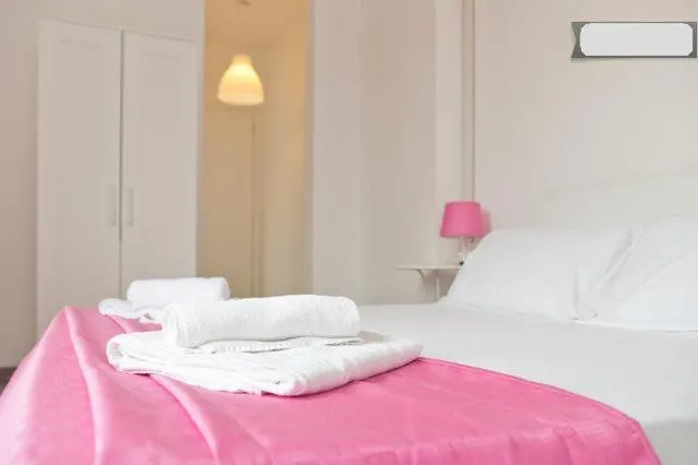 Bed in B&B Lost in Rome