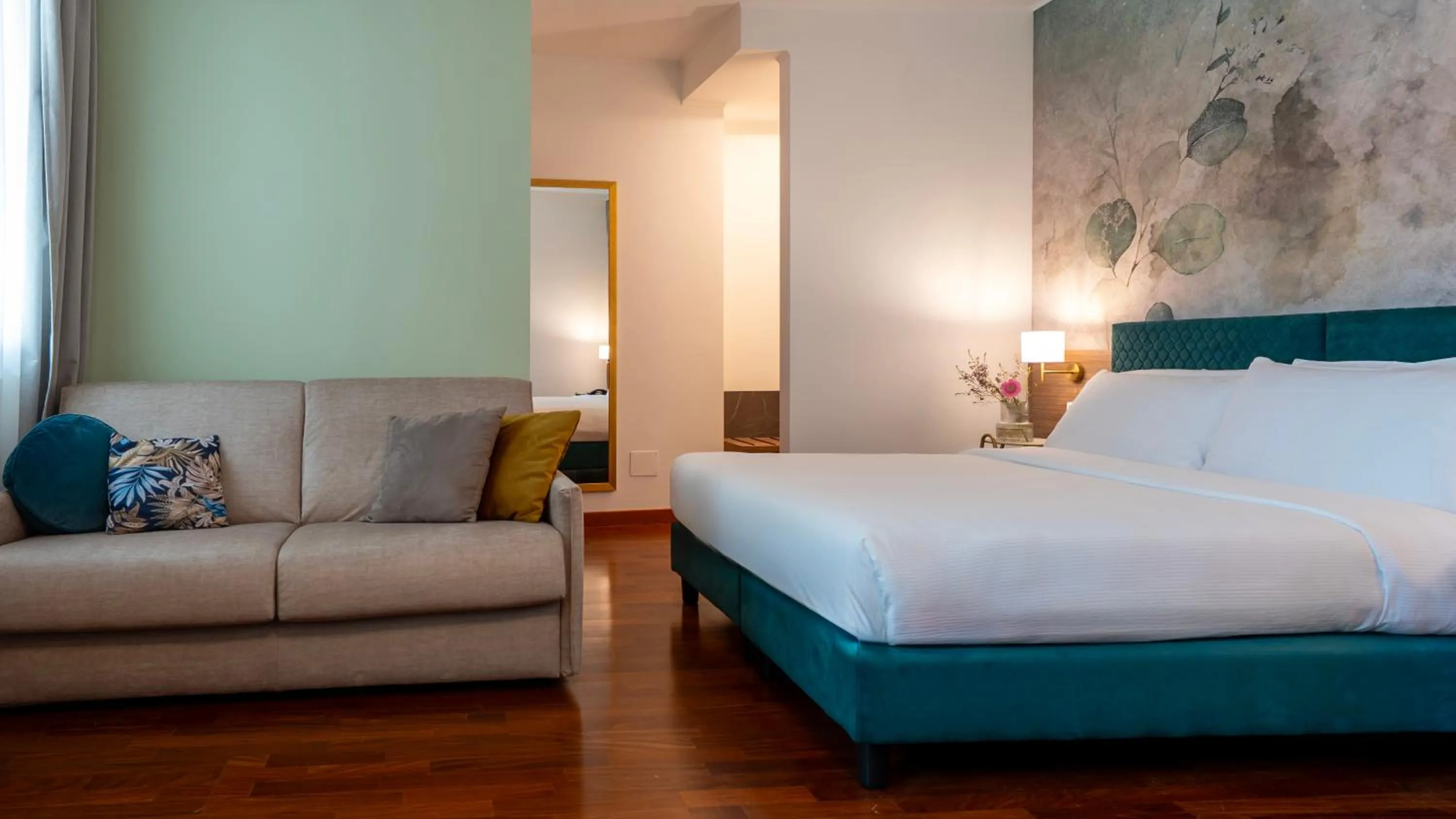 Bedroom, Bed in Gardone Palace Hotel