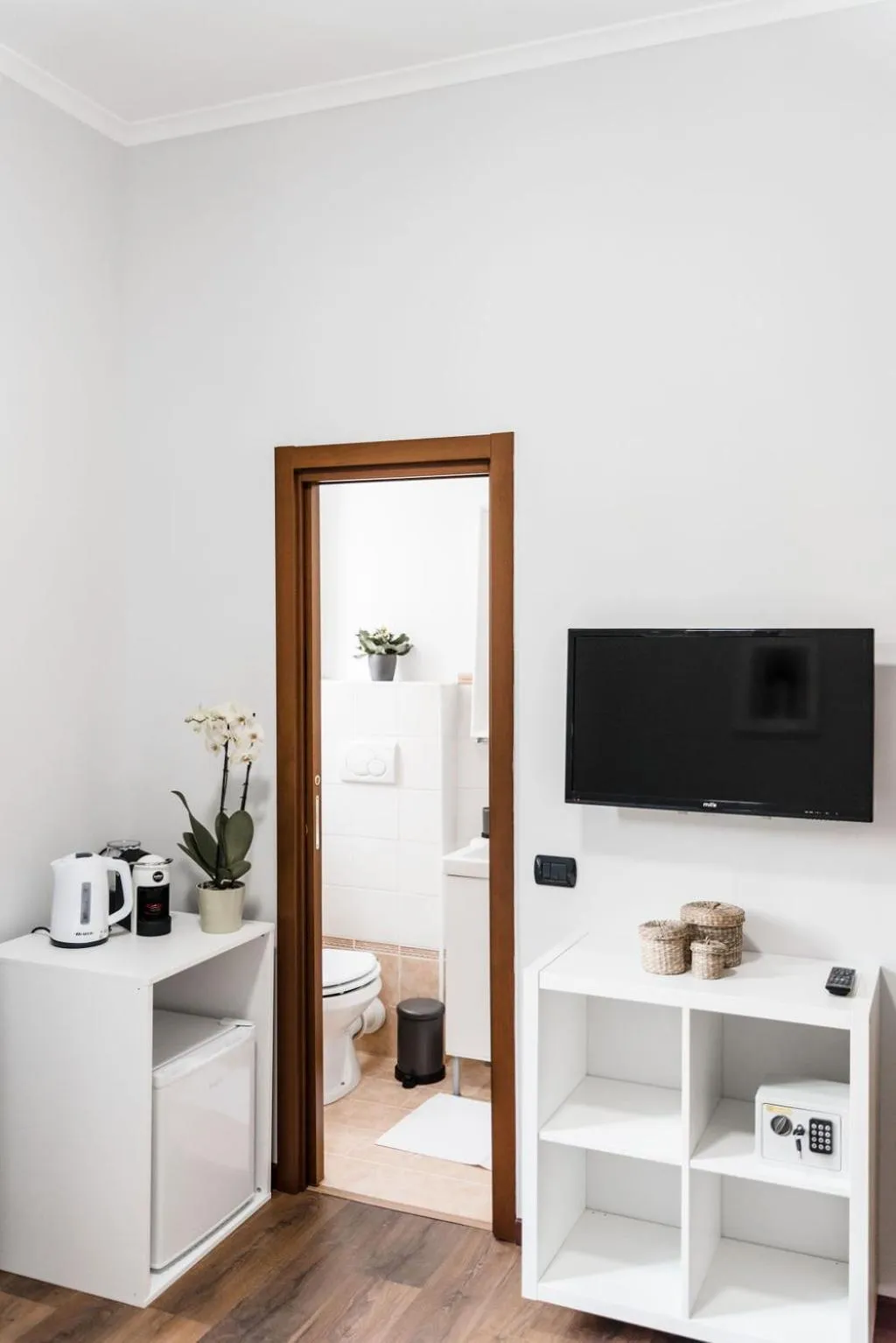 TV and multimedia in Alea Home Roma