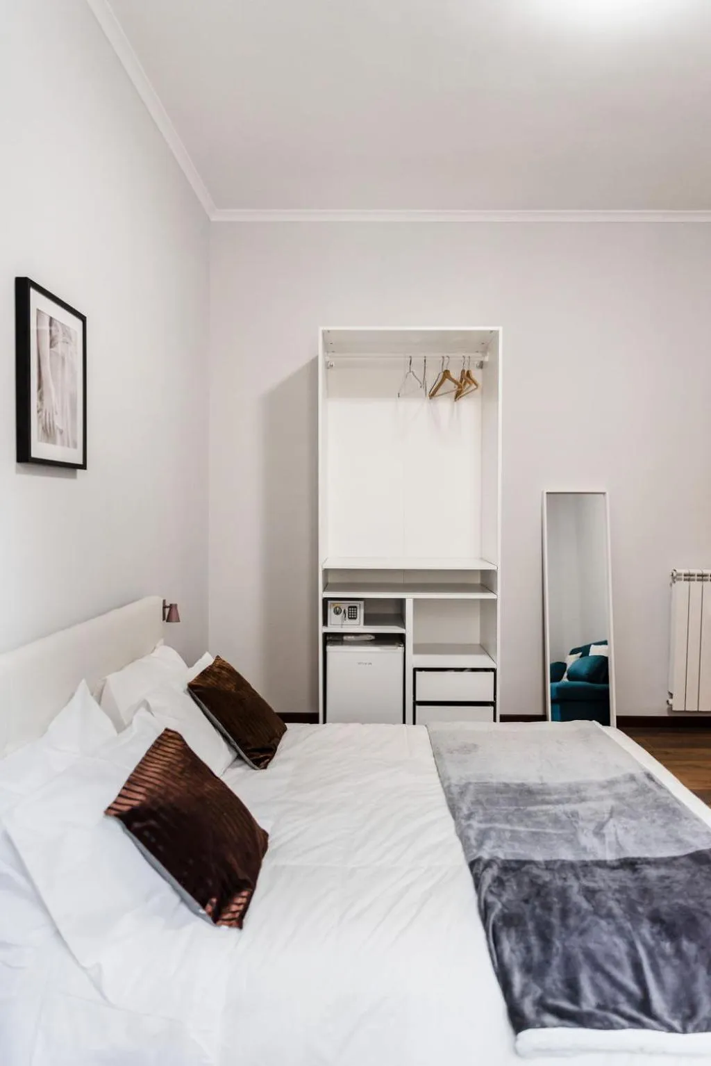 Bed in Alea Home Roma