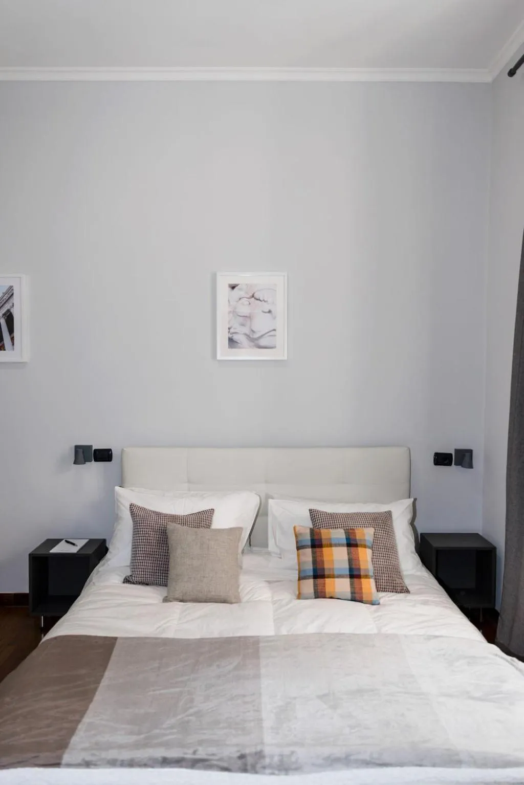 Bed in Alea Home Roma