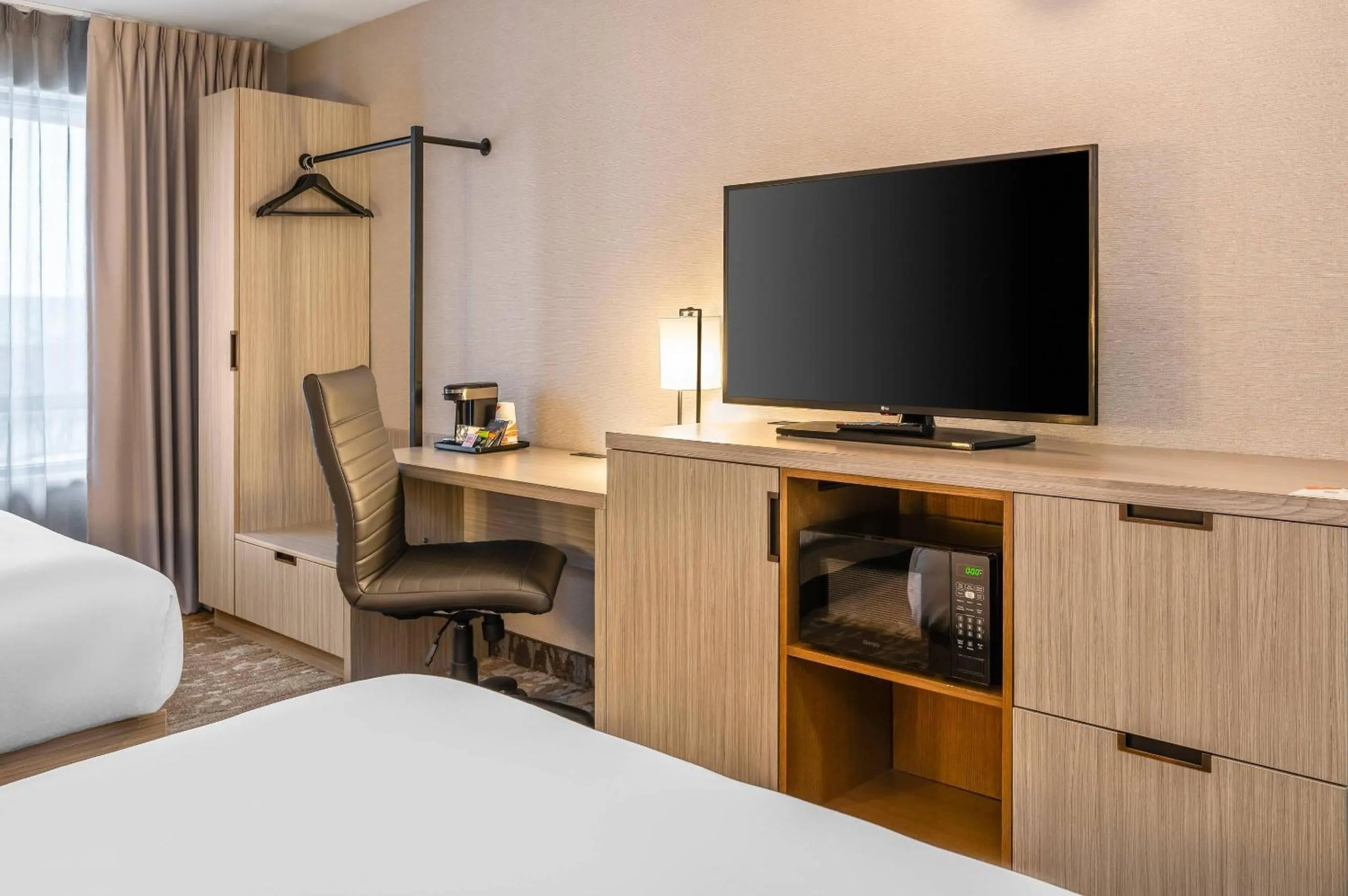 Bedroom, Bed in Comfort Inn