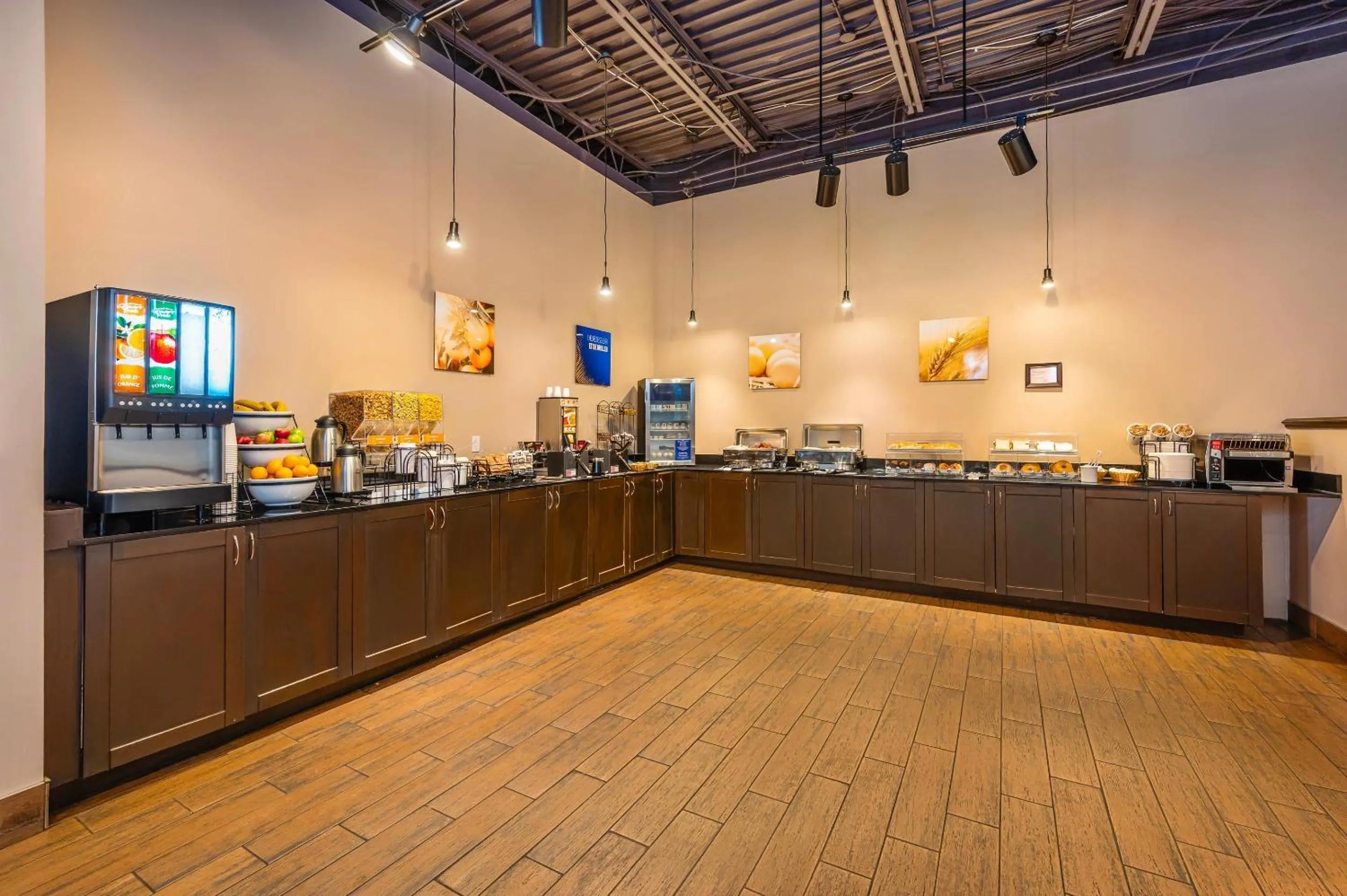 Breakfast in Comfort Inn