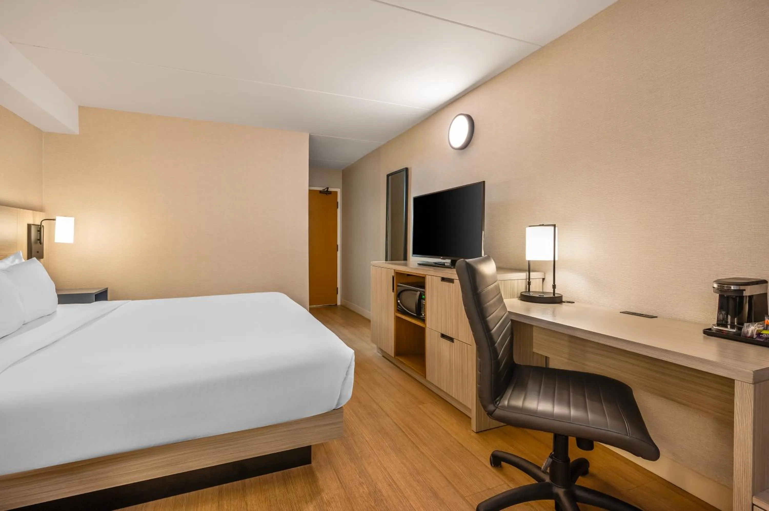 Bedroom, Bed in Comfort Inn