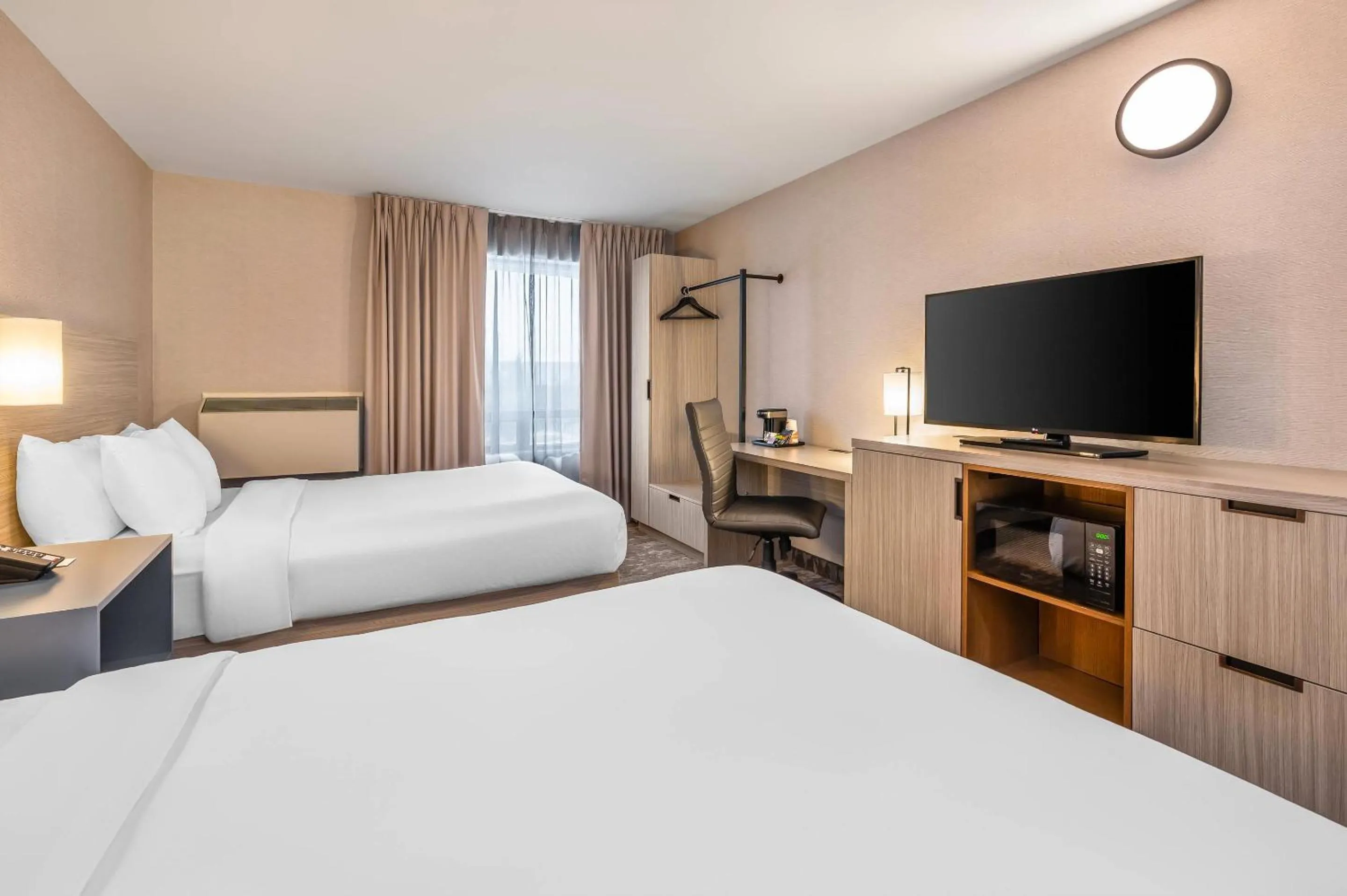 Bedroom, Bed in Comfort Inn