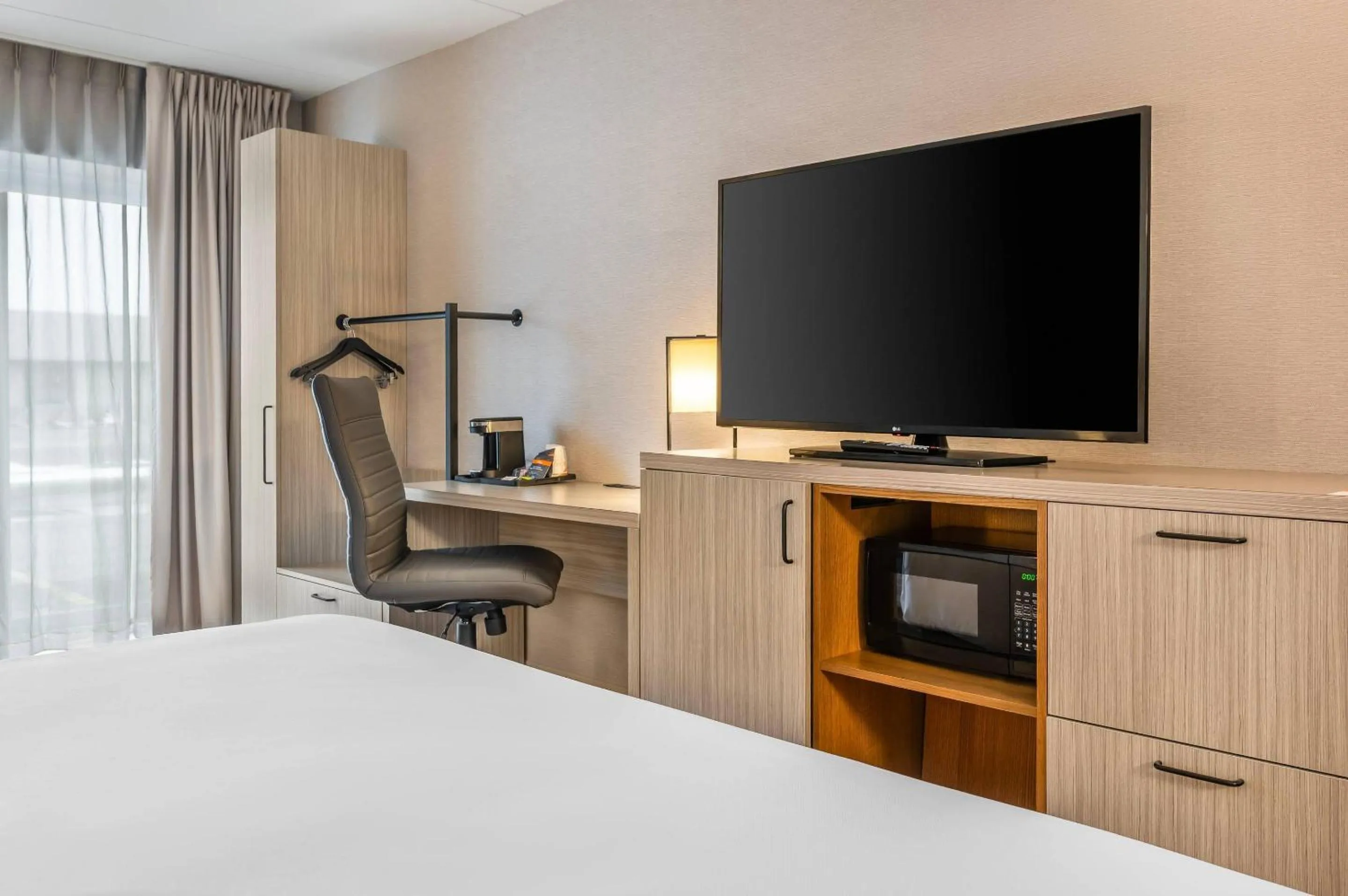 Bedroom, Bed in Comfort Inn