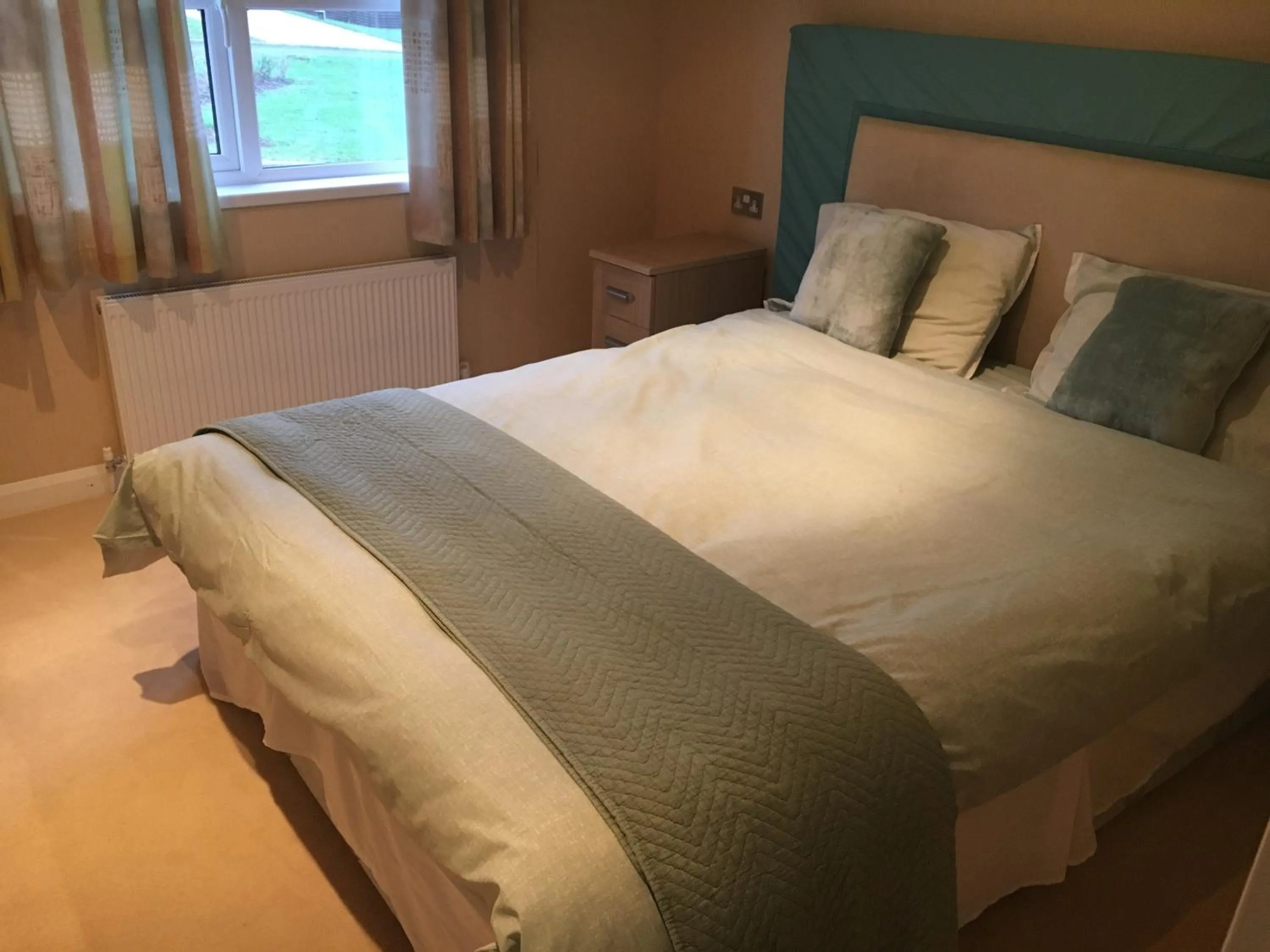 Bed in Millie,s View 18 hole free Golf