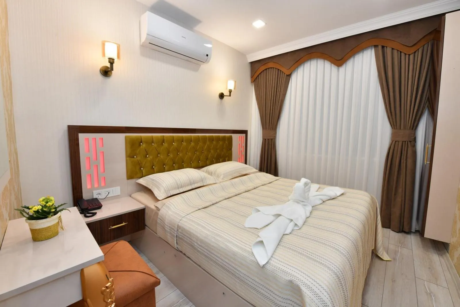 Bed in Sea Moon Hotel