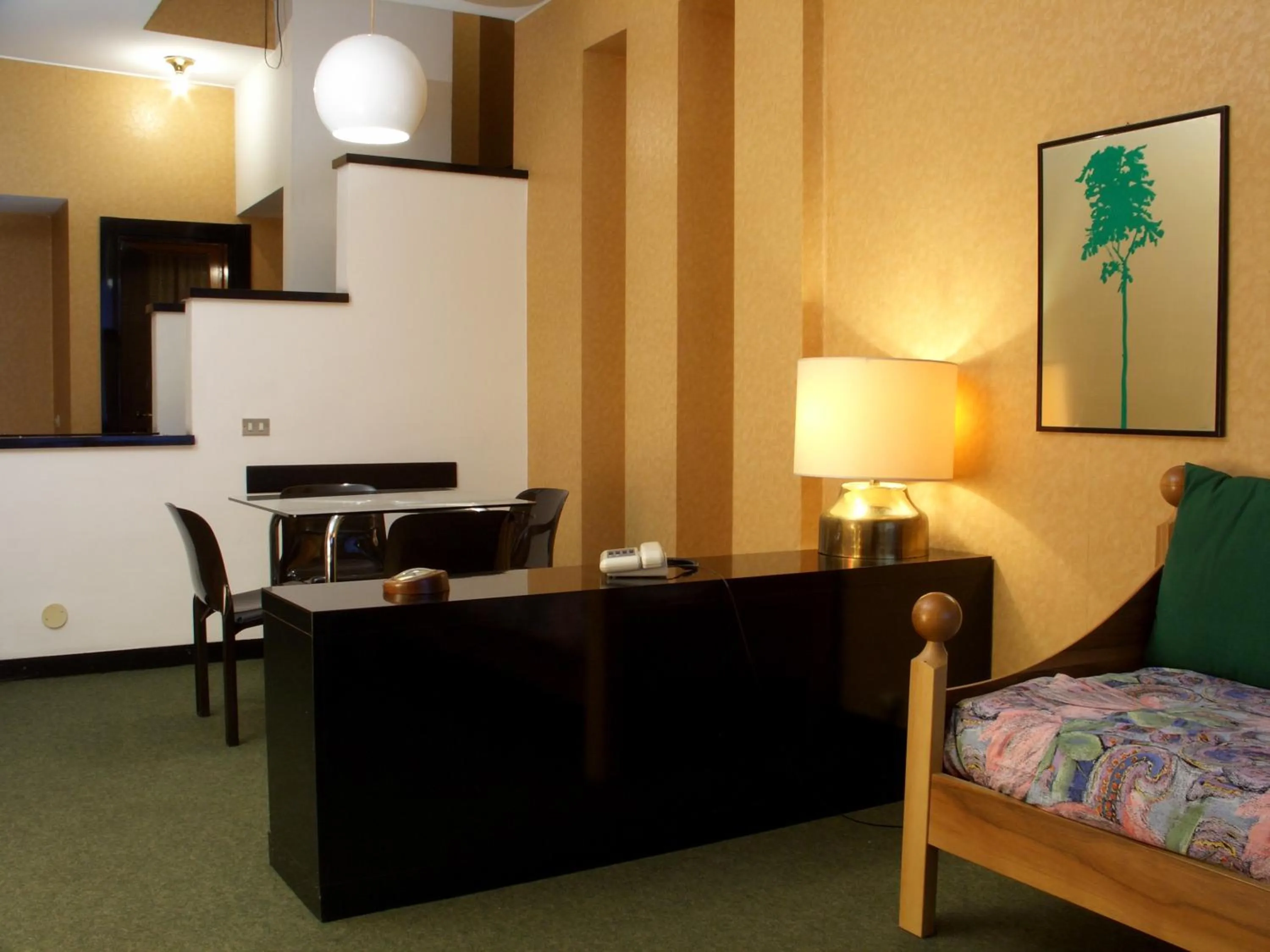 Dining area, Bed in Residence Domus