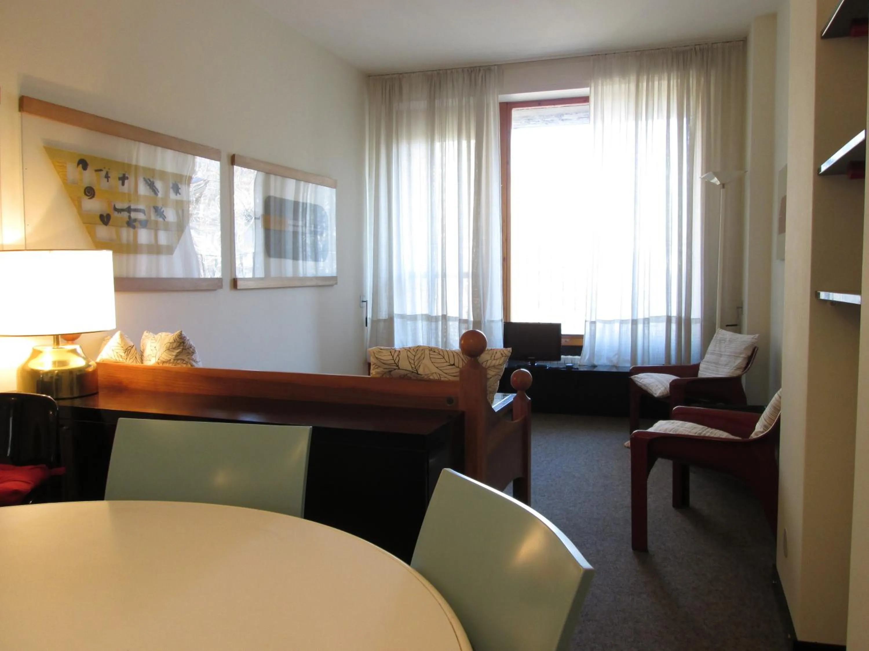 Day, Bed in Residence Domus