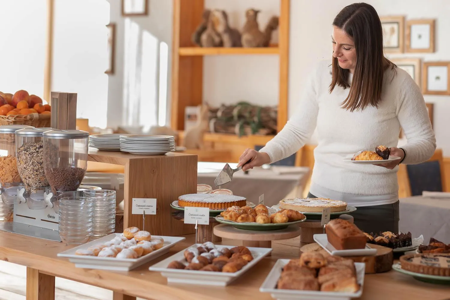 Buffet breakfast in Phi Hotel Bellamonte