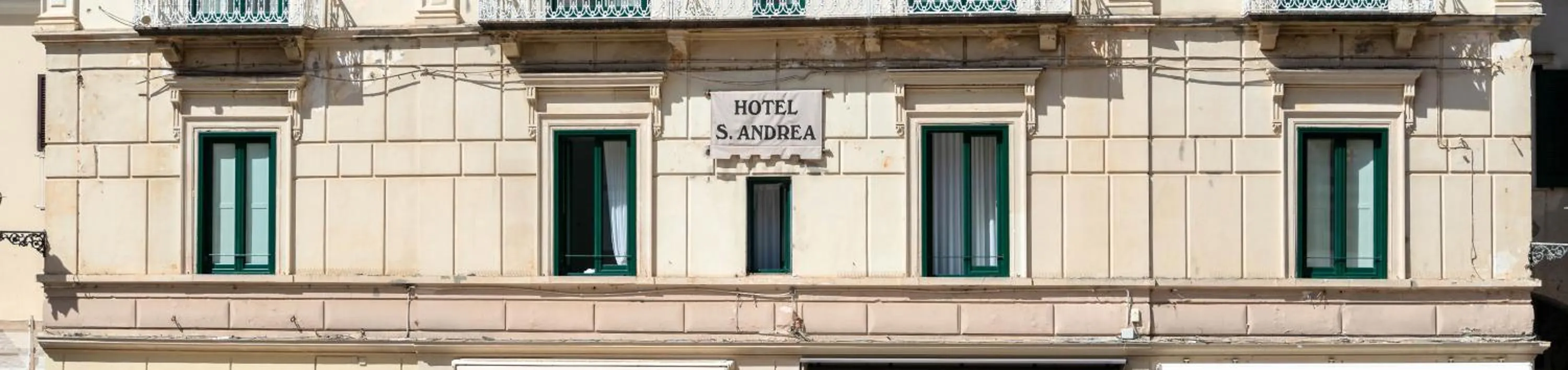 Property building in Albergo S. Andrea