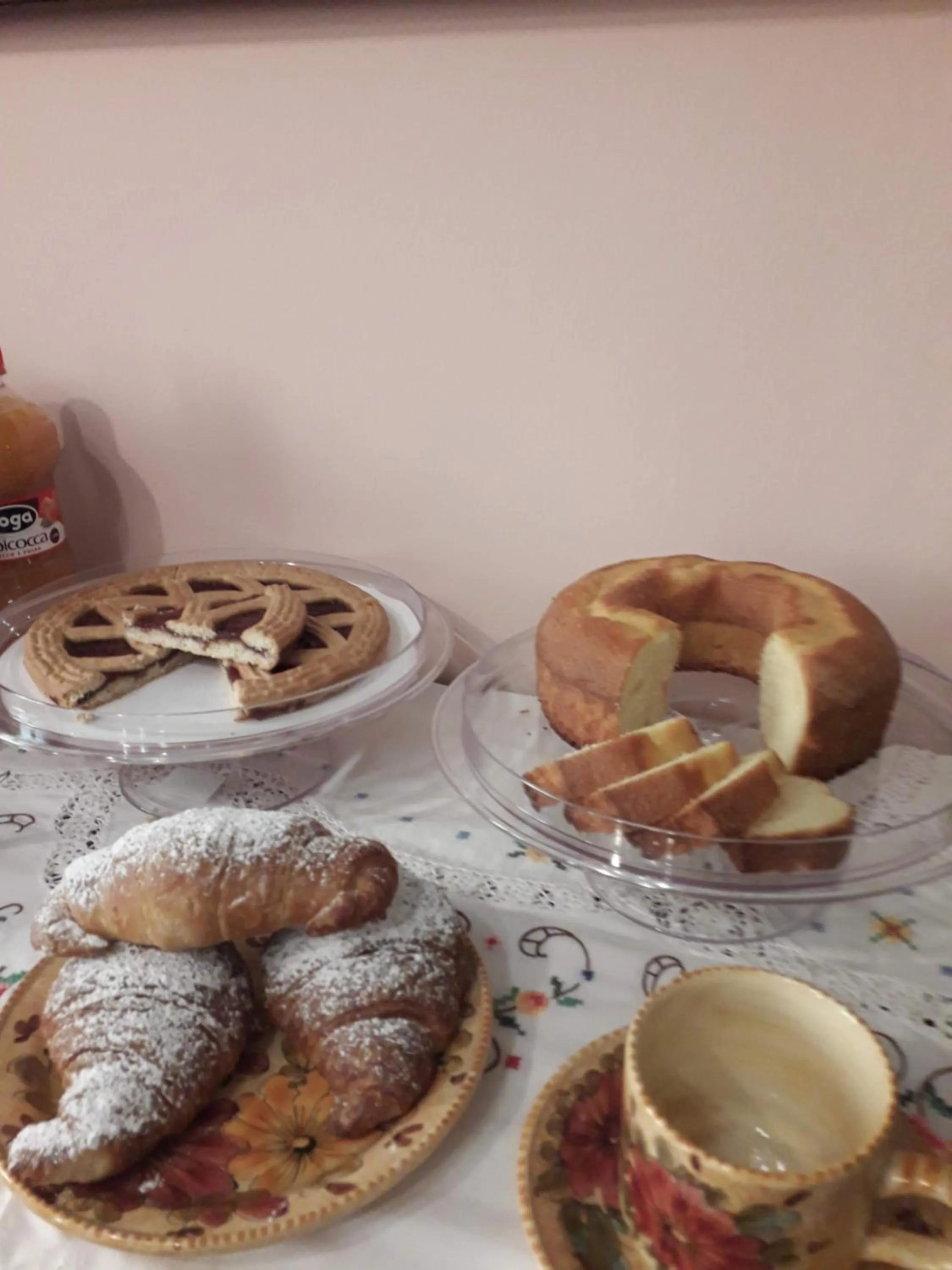 Breakfast in Villa Fabbri