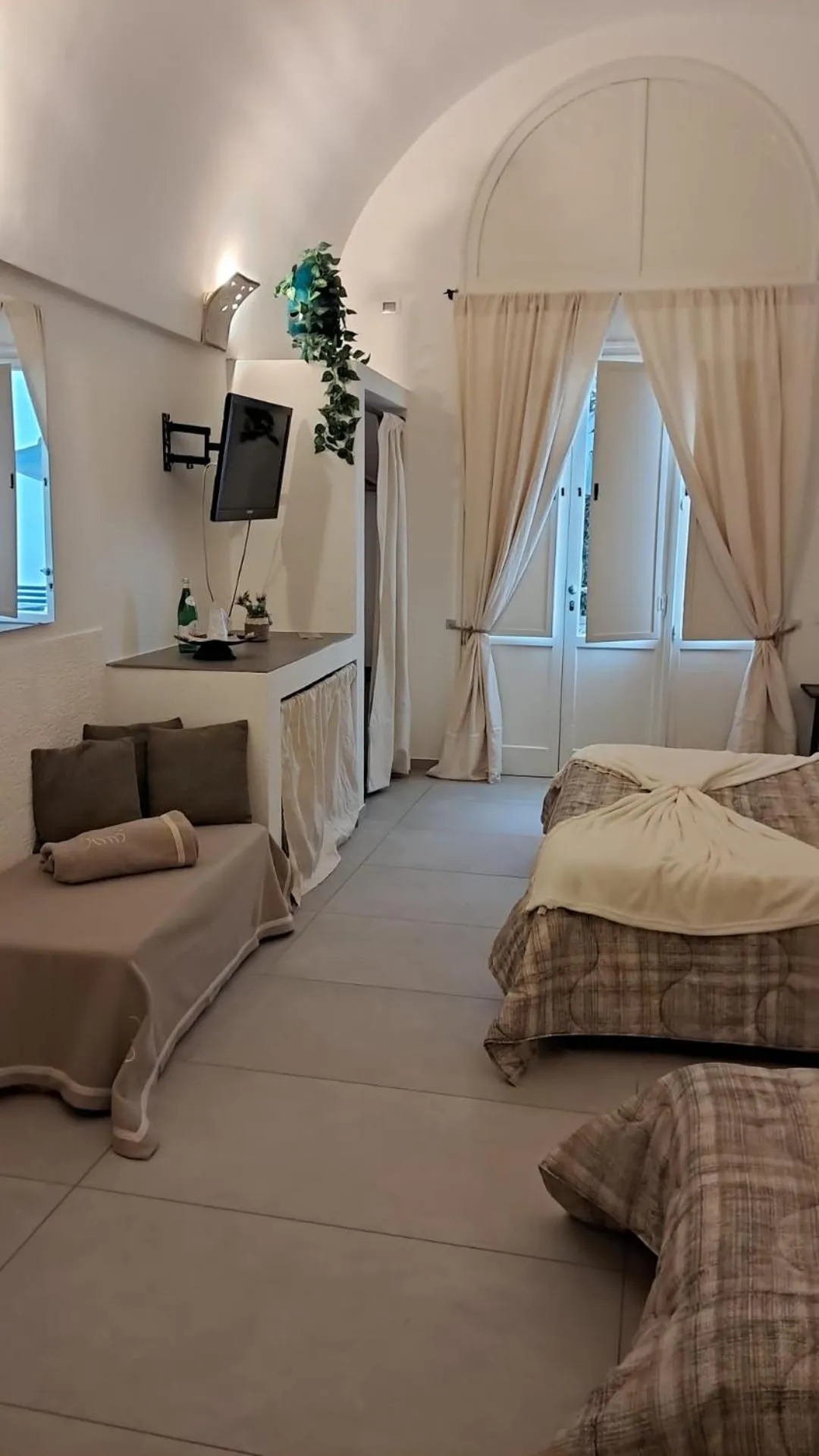 Photo of the whole room, Bed in Miro B&B