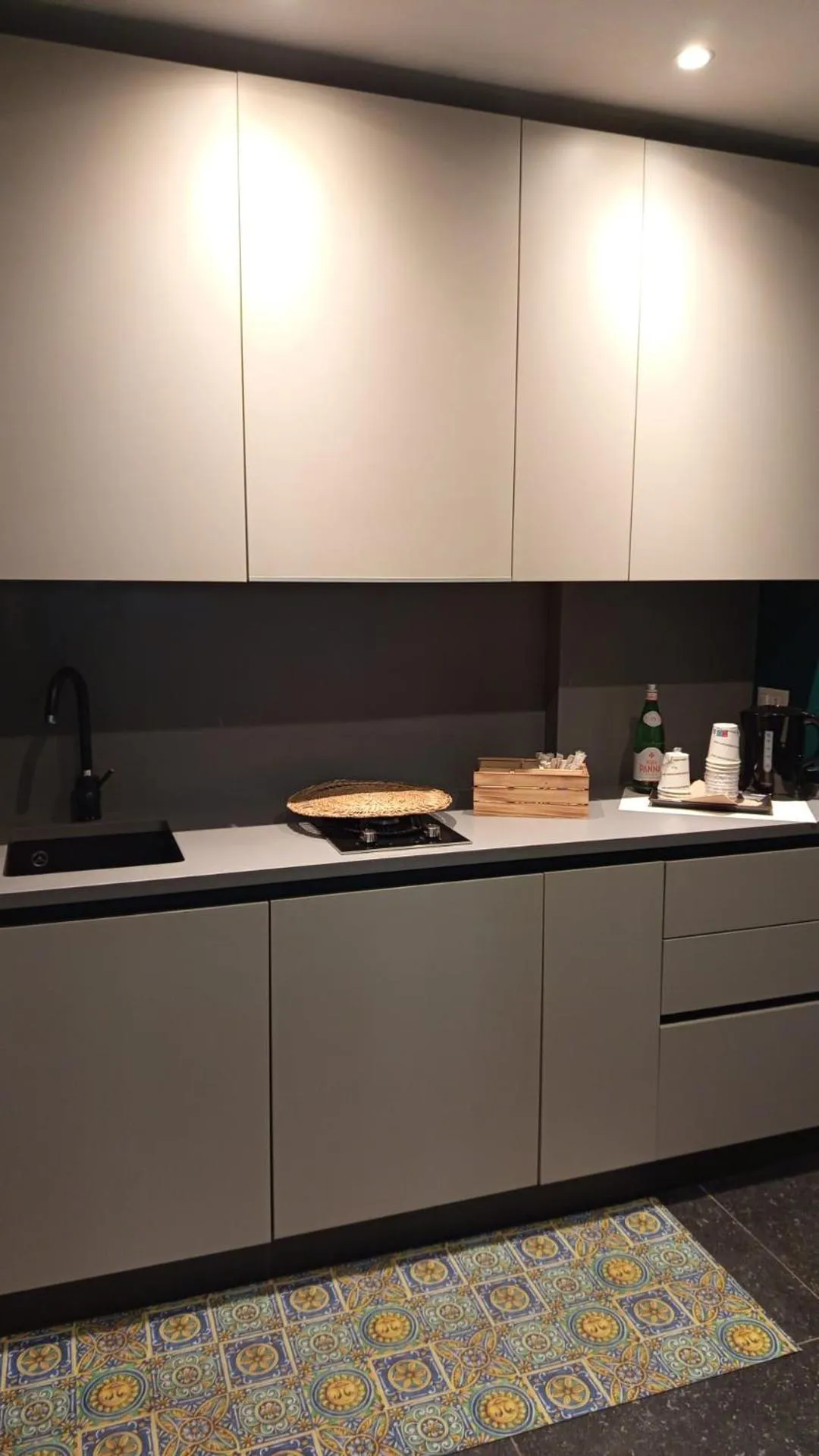 Kitchen or kitchenette in Miro B&B